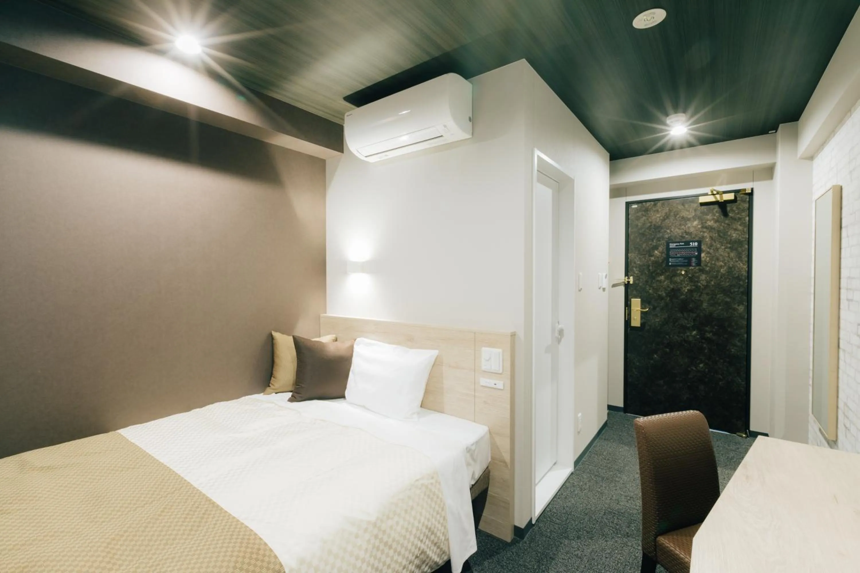 Bed in The Celecton Kurashiki Mizushima