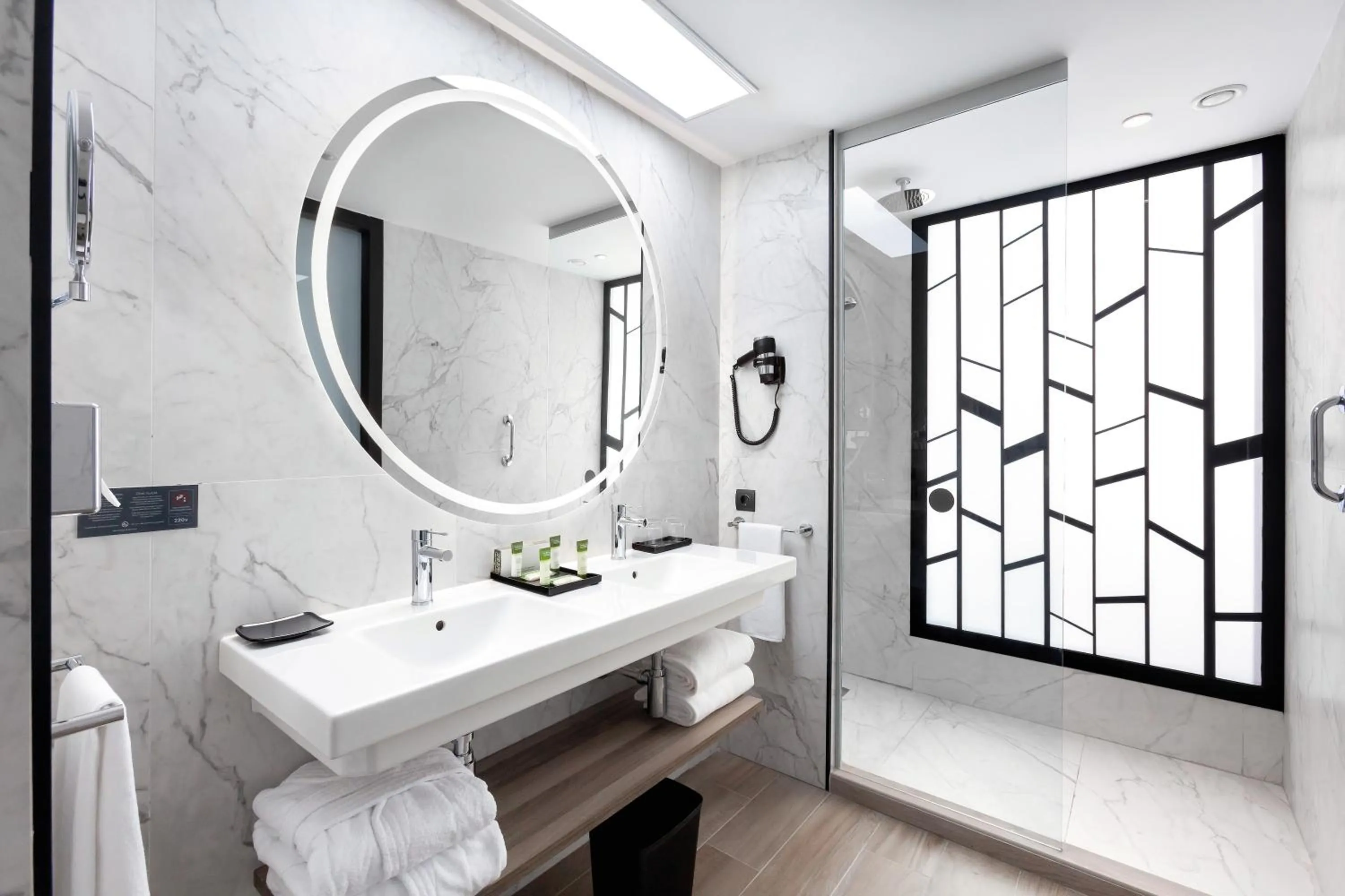 Bathroom in Hotel Riu Palace Oasis