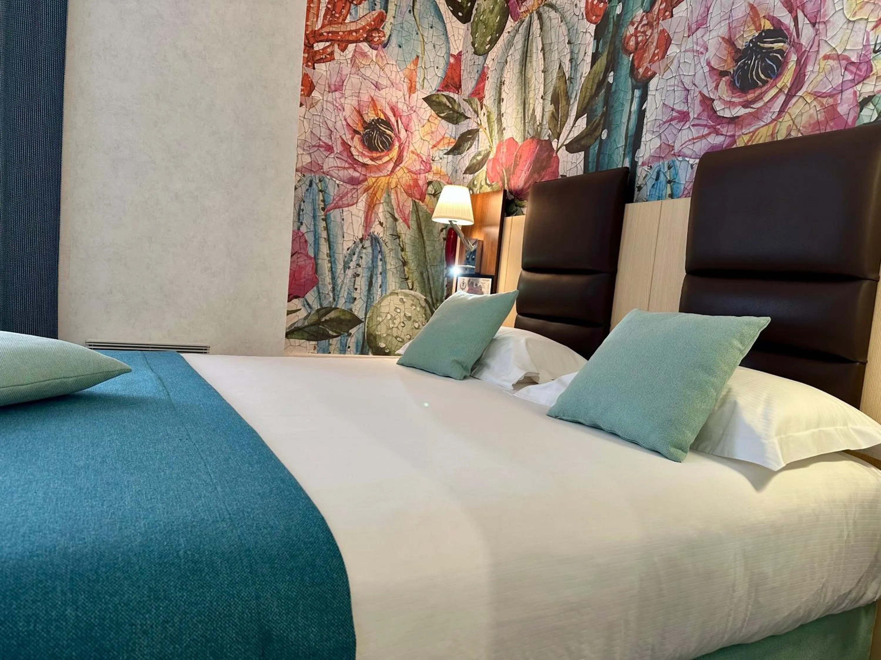 Bed in HOTEL ARVERNA VICHY - ClT'HOTEL