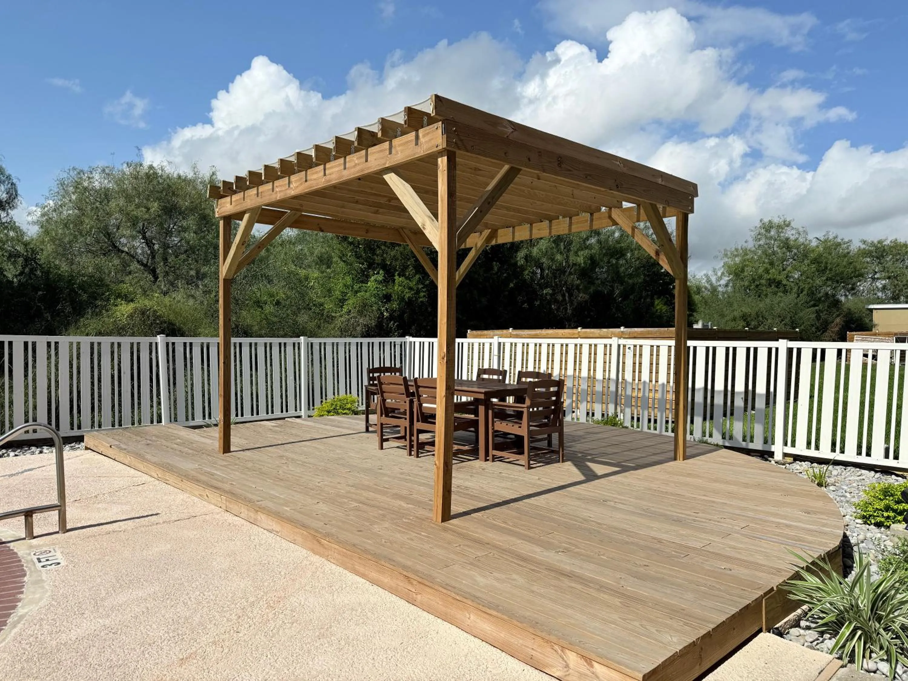 Patio in Country Inn & Suites by Radisson, Harlingen, TX