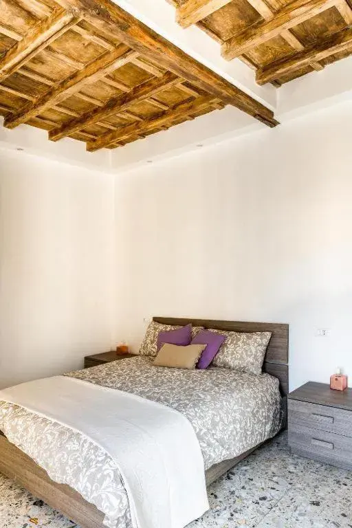 Junior Suite with Balcony in Campo24roma Guesthouse Junior Suite with Balcony in Campo24roma Guesthouse