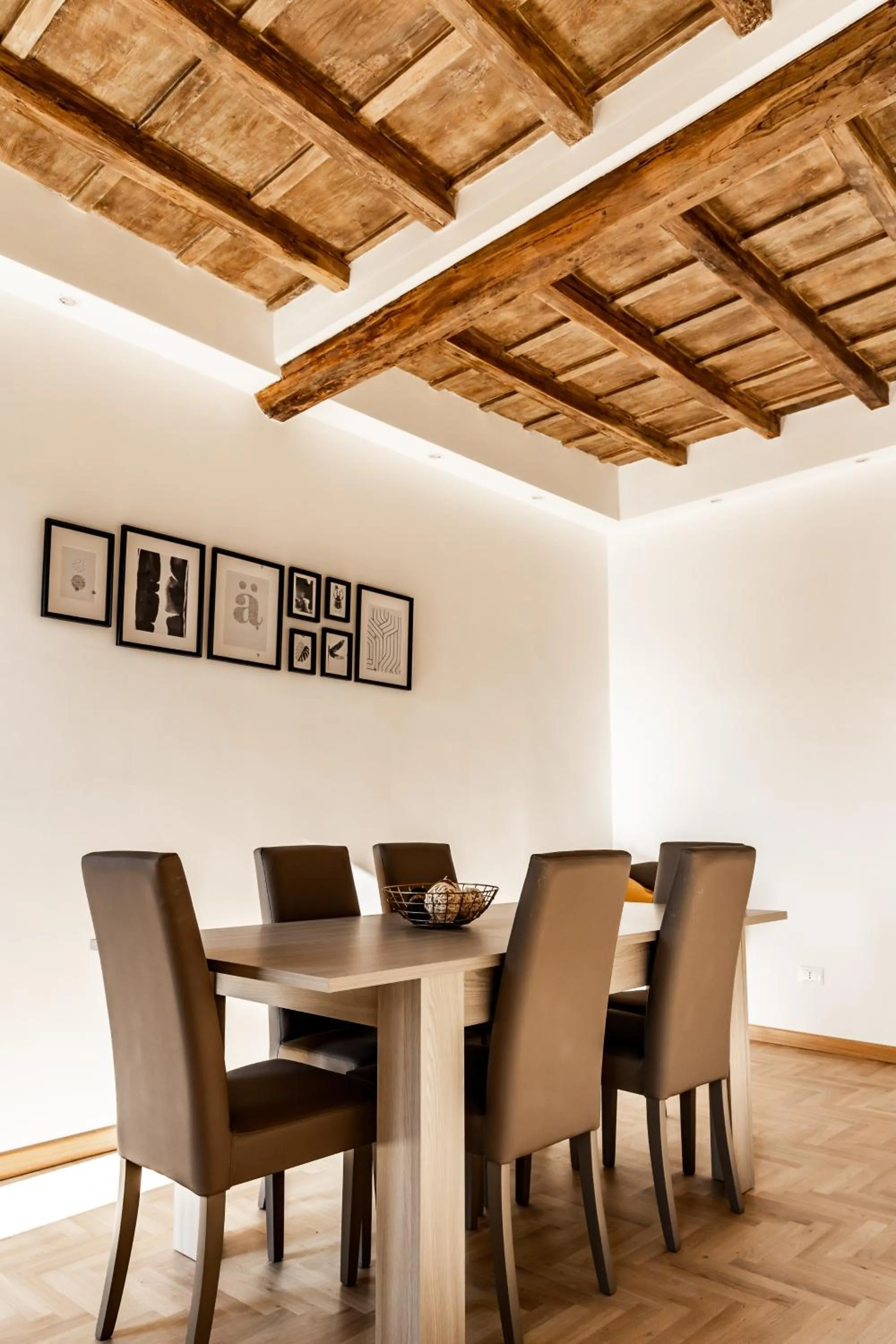 Communal lounge/ TV room in Campo24roma Guesthouse