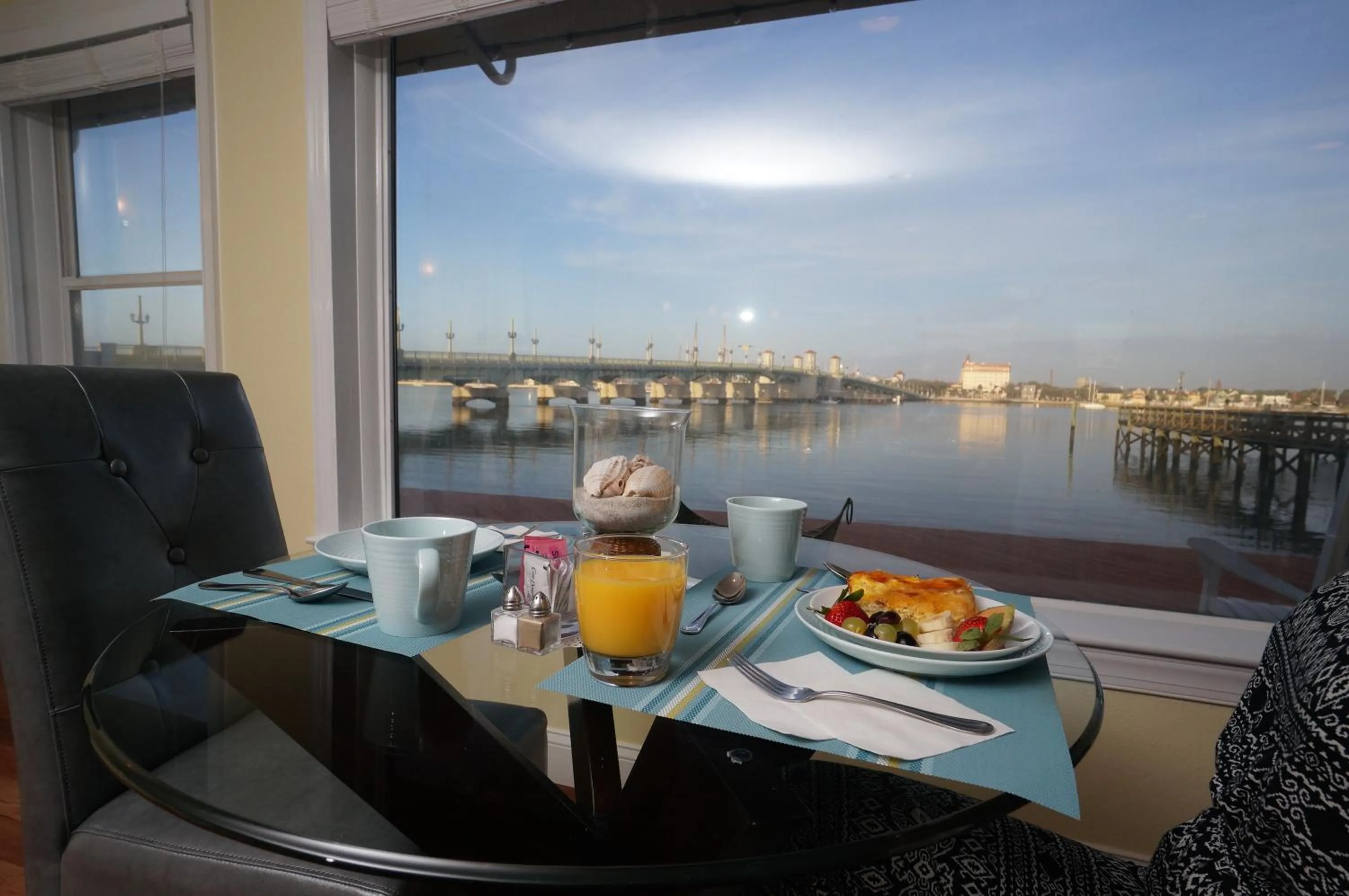 Breakfast in Edgewater Inn - St. Augustine