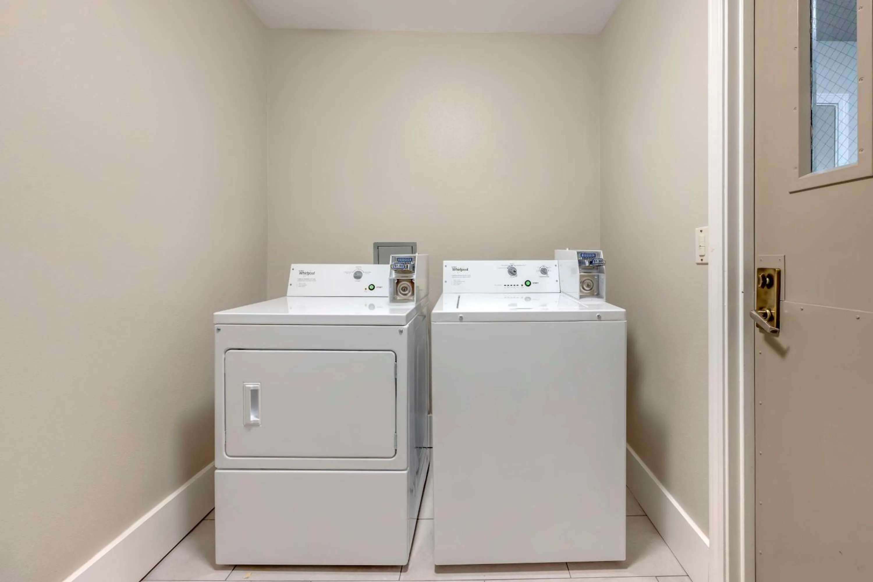 Property building in Best Western Plus Grand Manor Inn