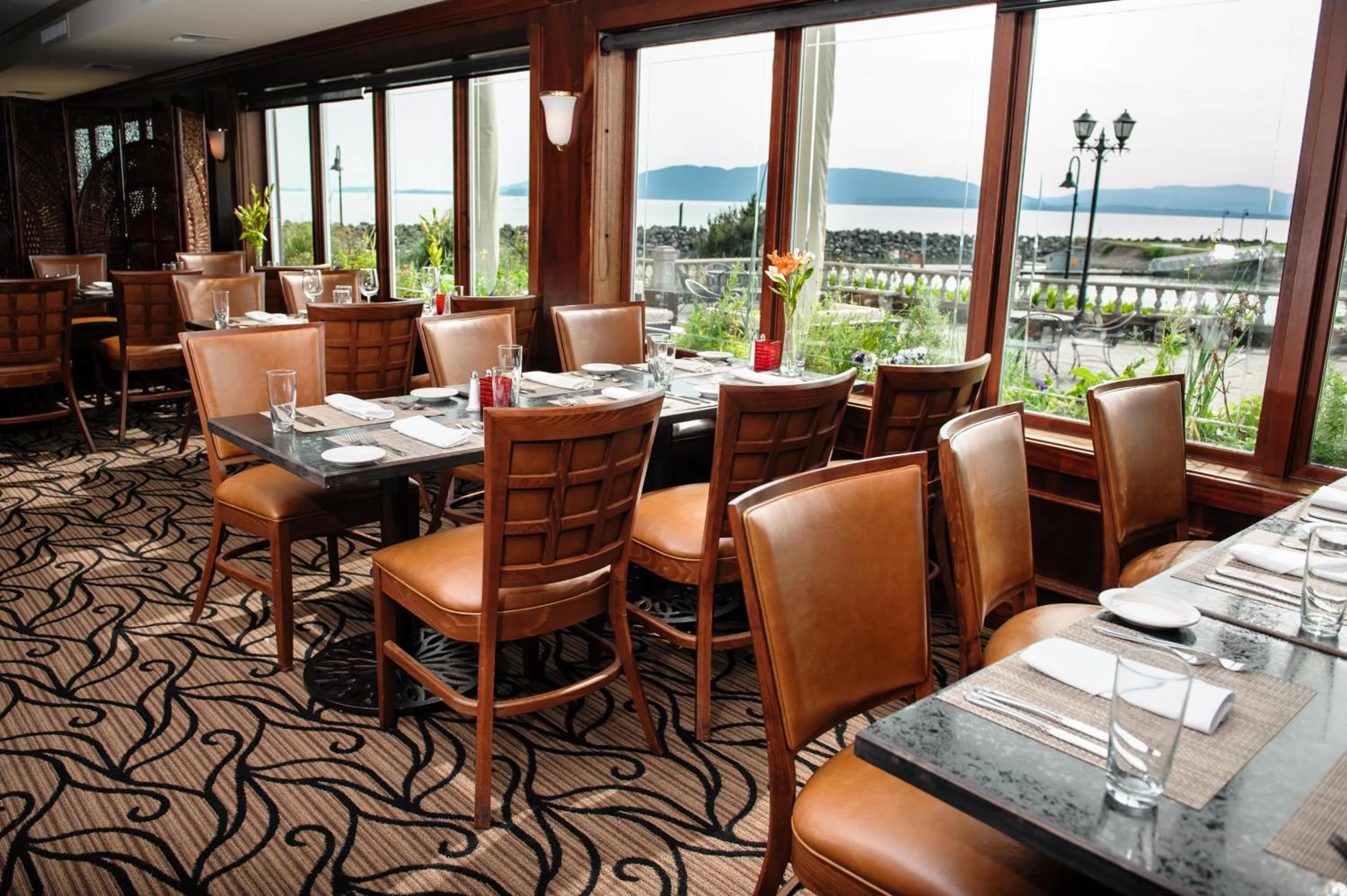 Restaurant/places to eat in Hotel Bellwether on Bellingham Bay
