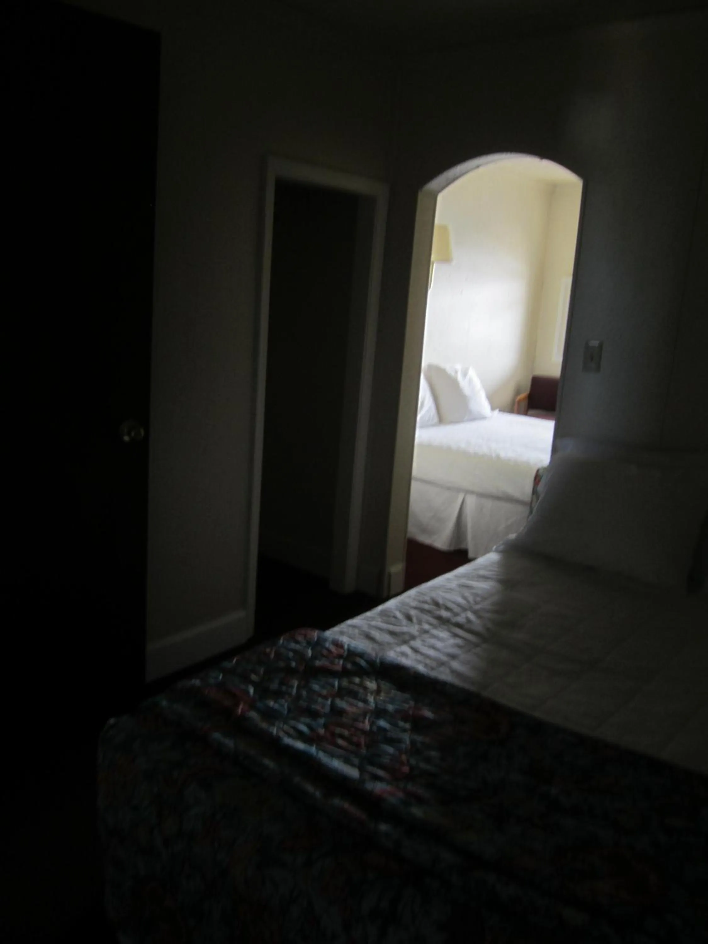 Bed in Big Horn Motel