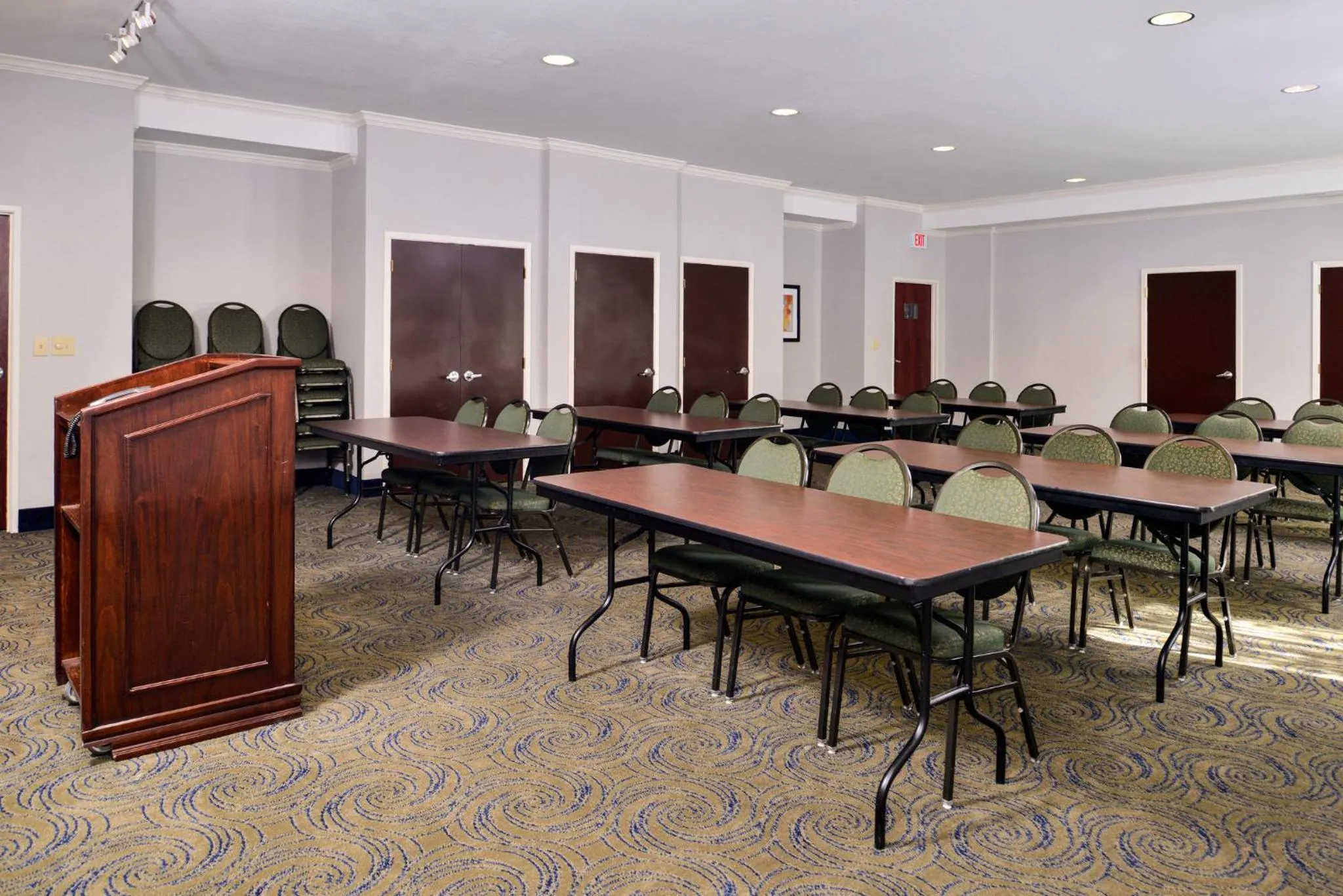 Meeting/conference room in Holiday Inn Express & Suites San Antonio South by IHG
