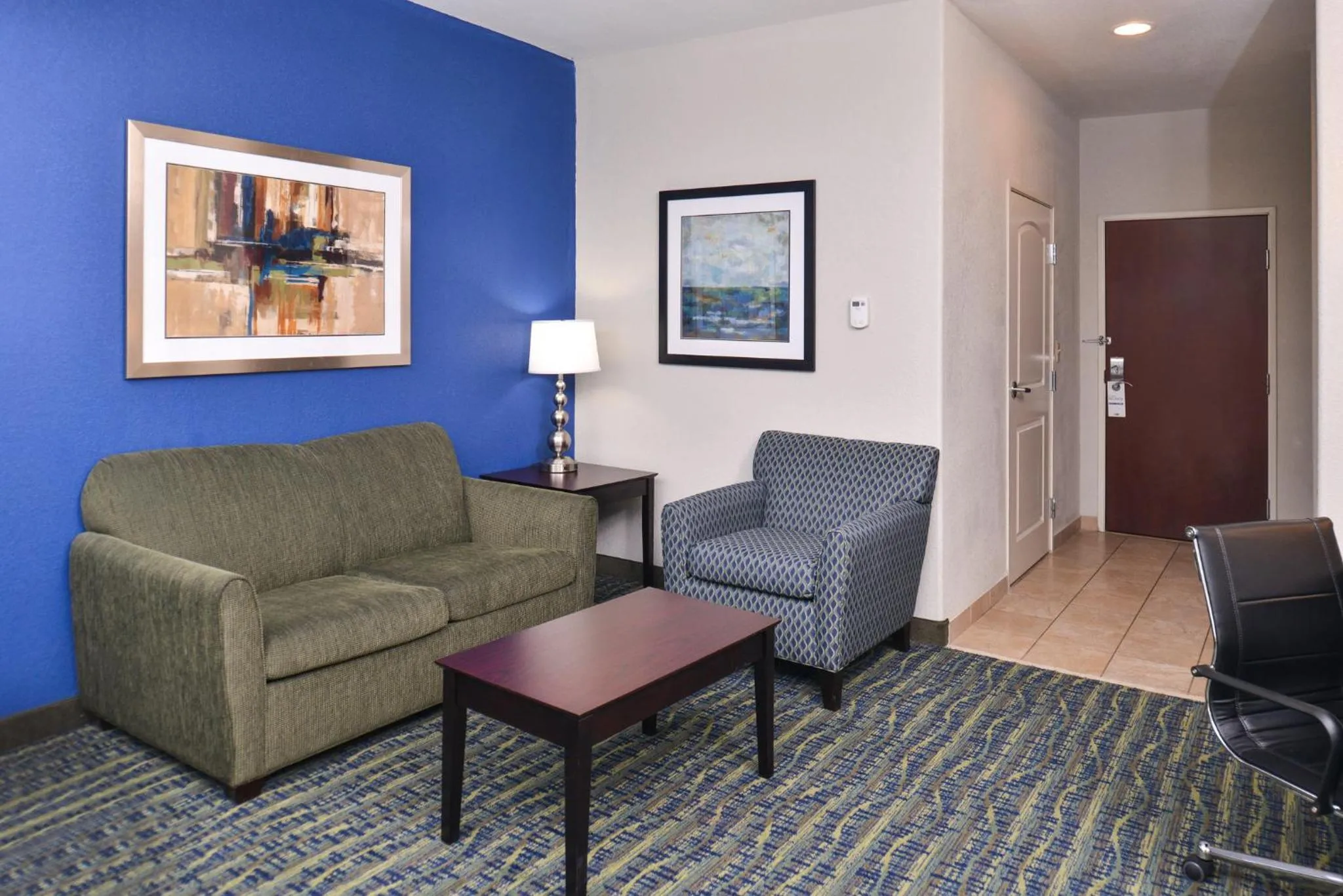 Photo of the whole room in Holiday Inn Express & Suites San Antonio South by IHG