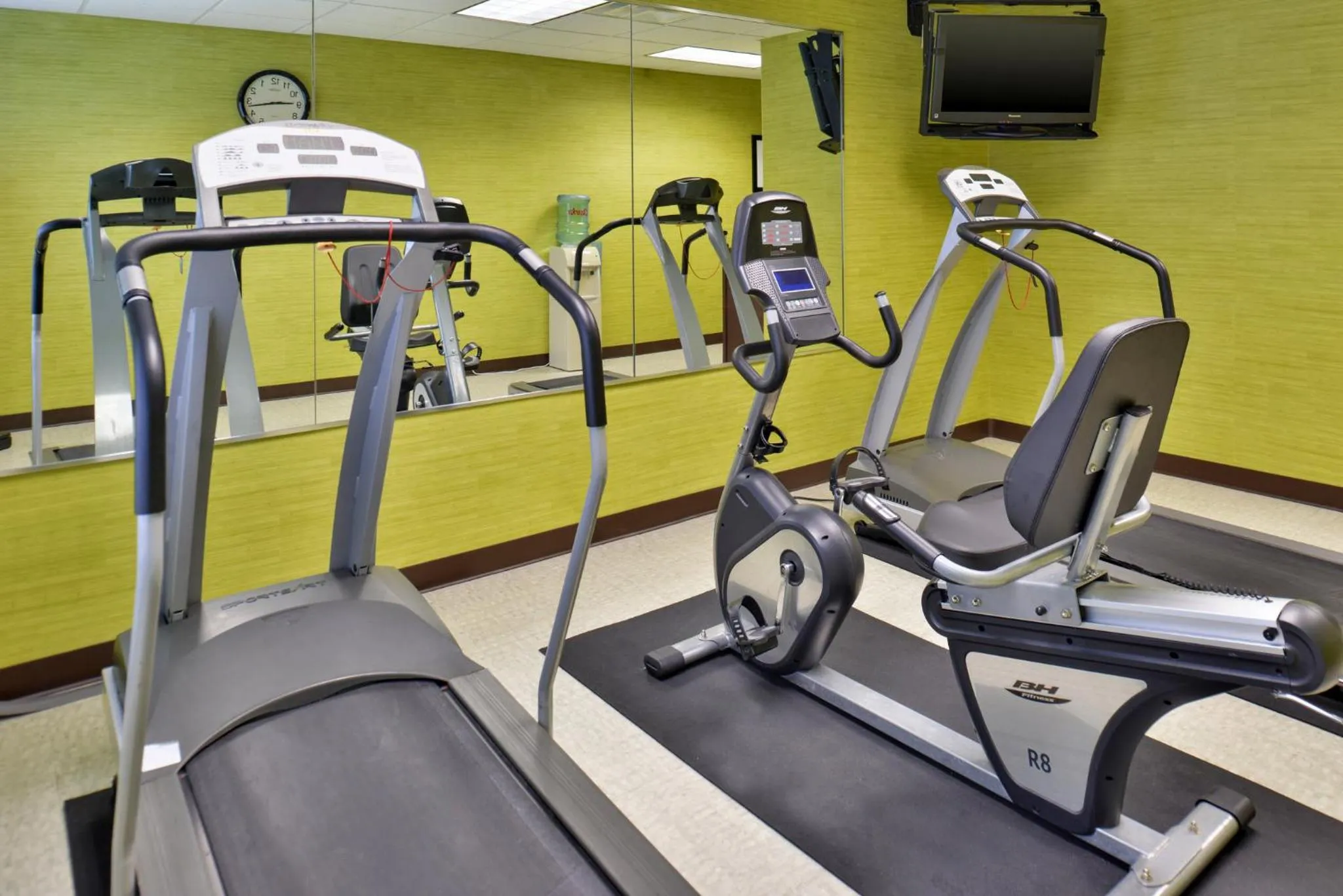 Spa and wellness centre/facilities in Holiday Inn Express & Suites San Antonio South by IHG