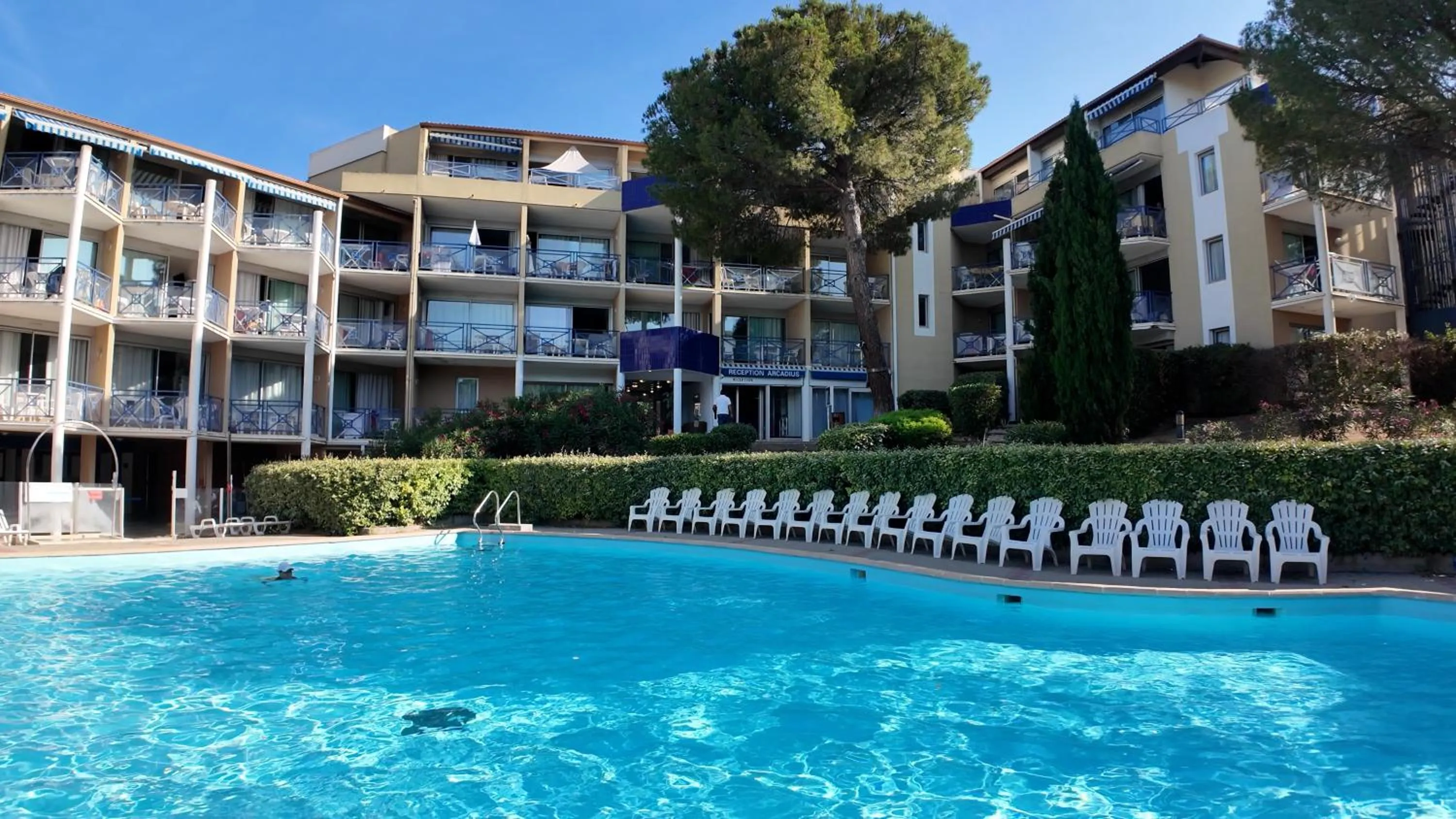 Swimming pool in Résidence Goélia Arcadius