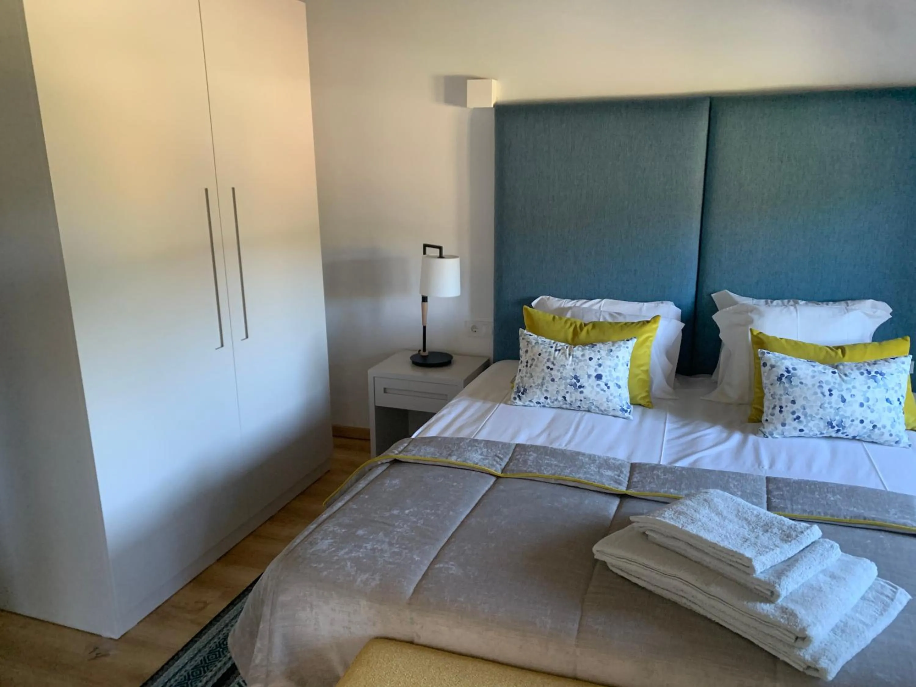 Photo of the whole room, Bed in Quinta da Luz - A Luxury Boutique B&B