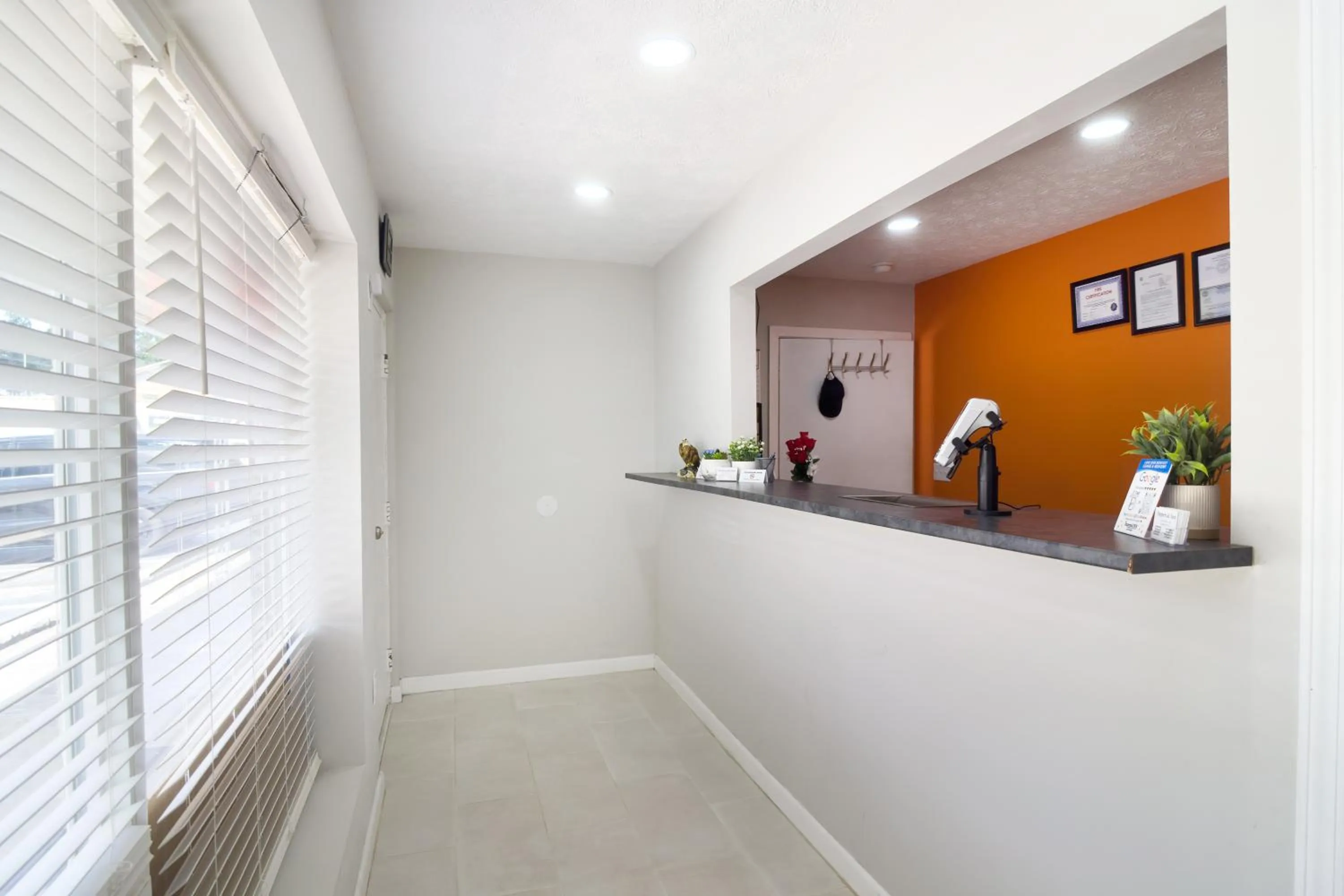 Imperial Inn by OYO Tazewell