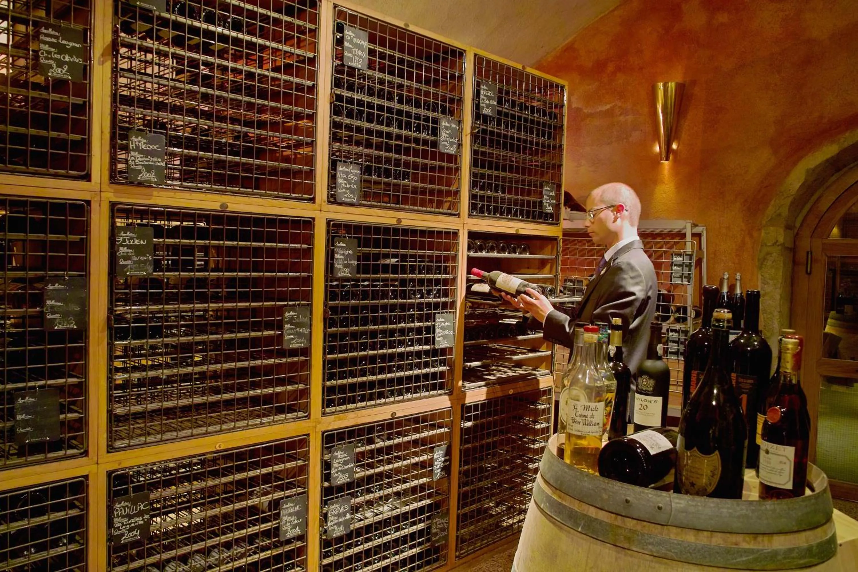 Food and drinks in Cour des Loges Lyon, A Radisson Collection Hotel