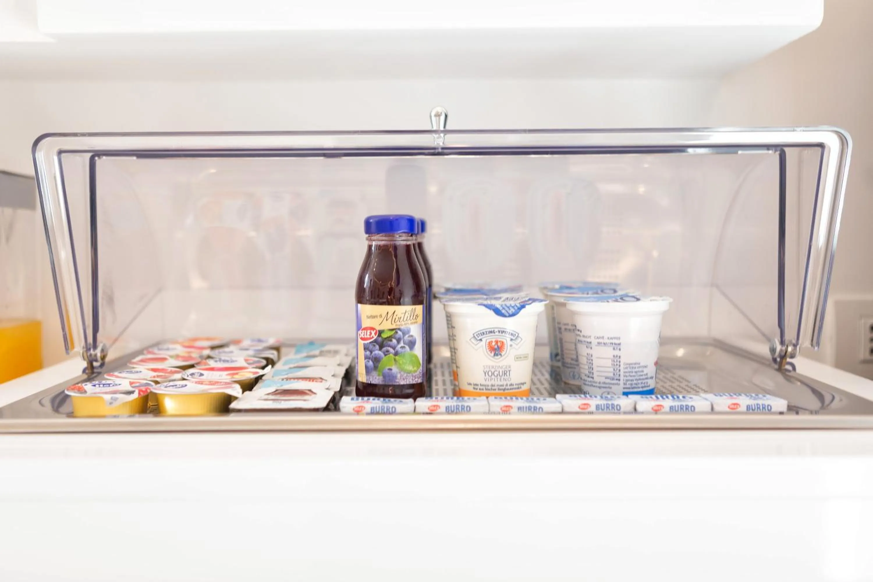 Breakfast in YourHome - Sersale Suites