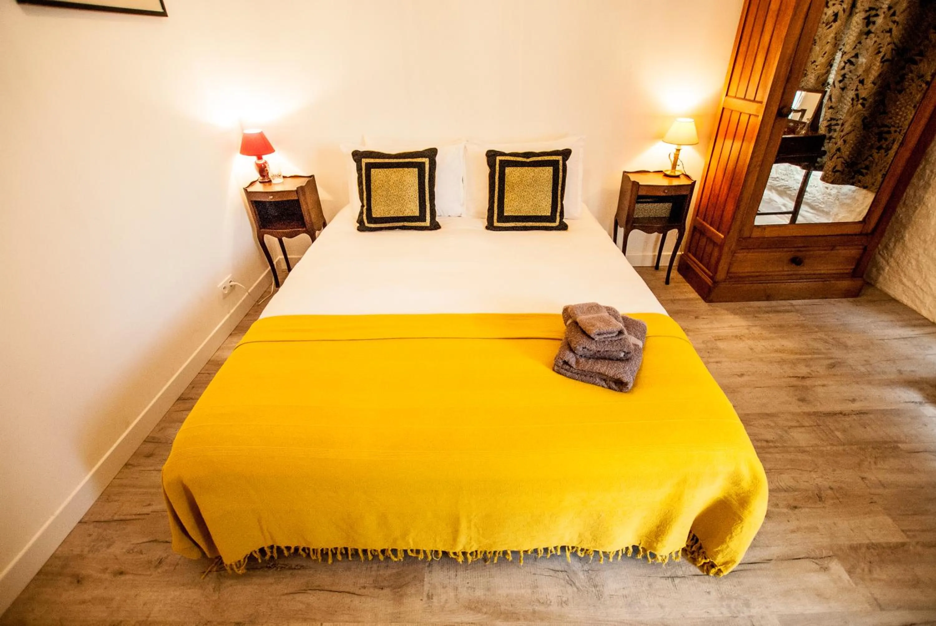 Bedroom, Bed in La Calade