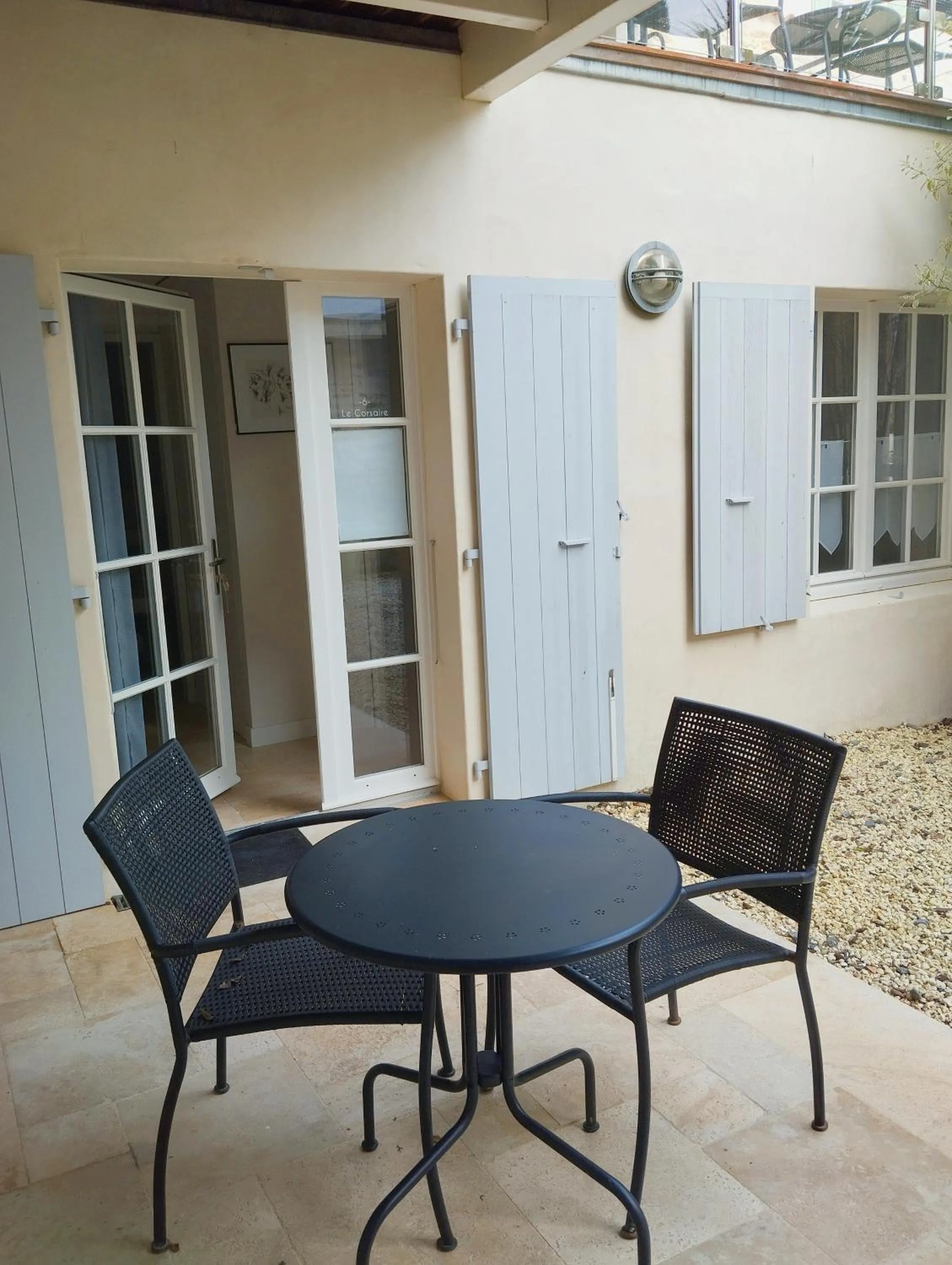 Patio in Villa de L'Eclusier