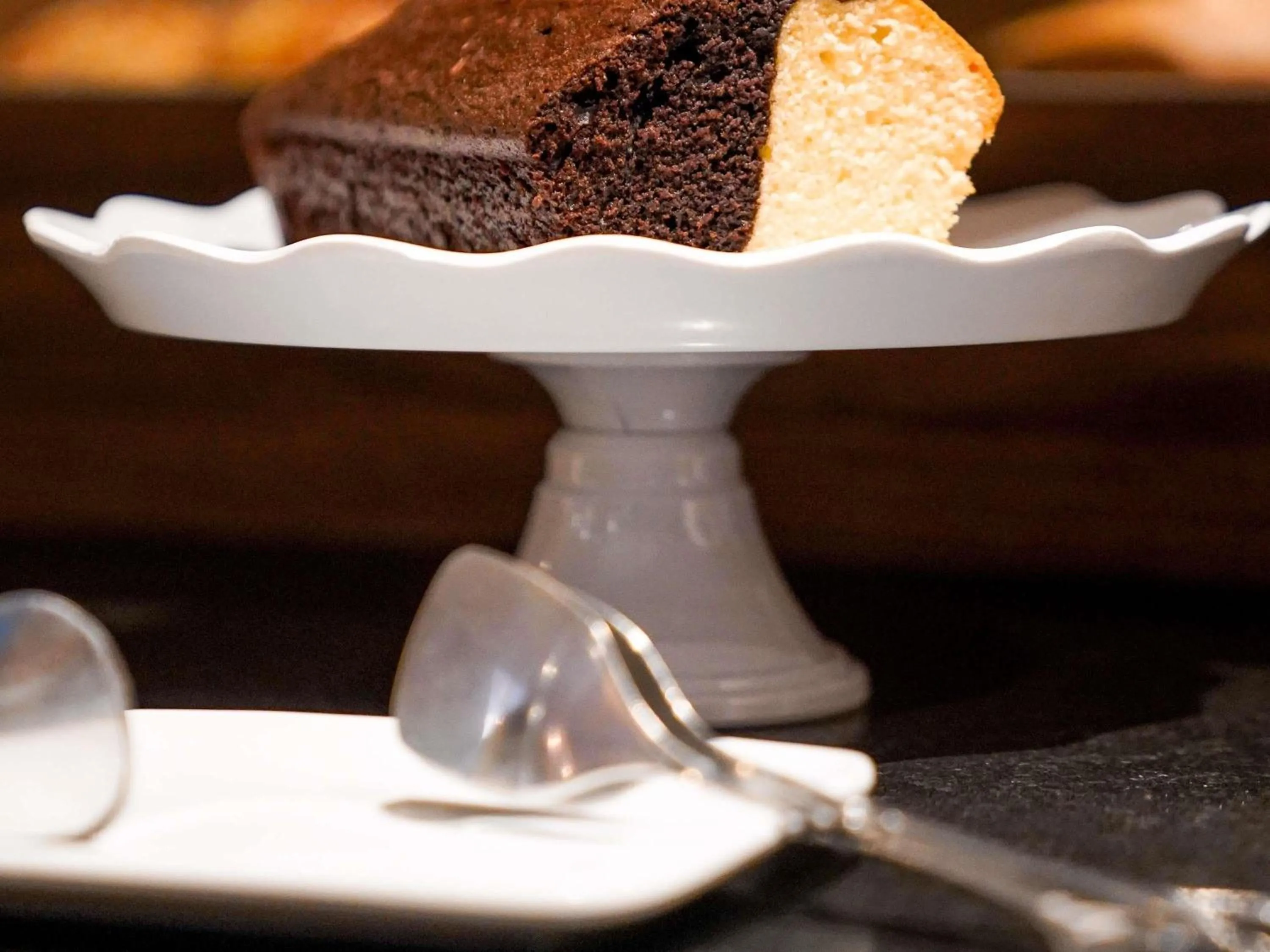 Breakfast in Hôtel Mercure Paris Suresnes Longchamp