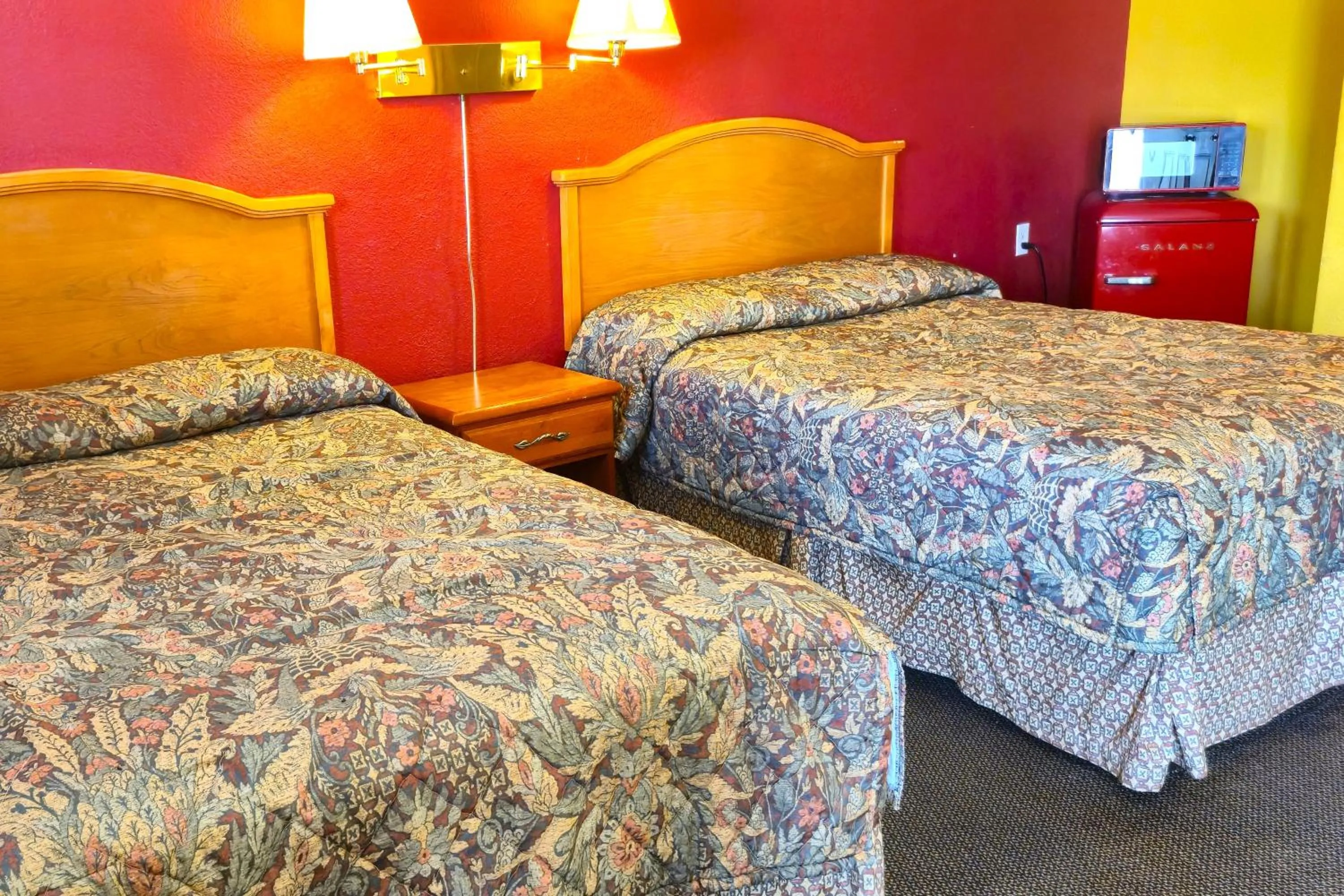 Bedroom, Bed in Relax Inn by OYO Sulphur Hwy 90