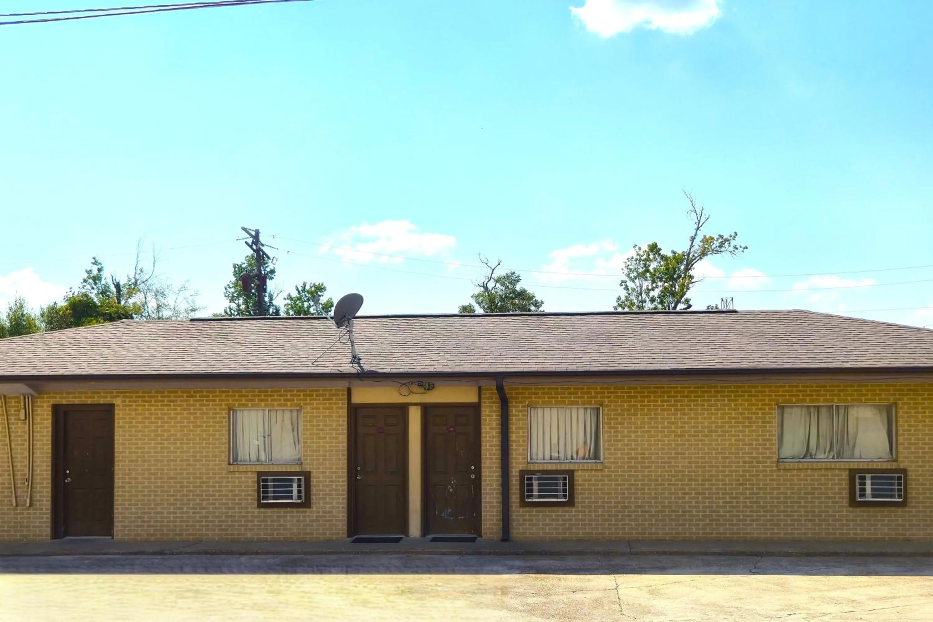 Facade/entrance in Relax Inn by OYO Sulphur Hwy 90