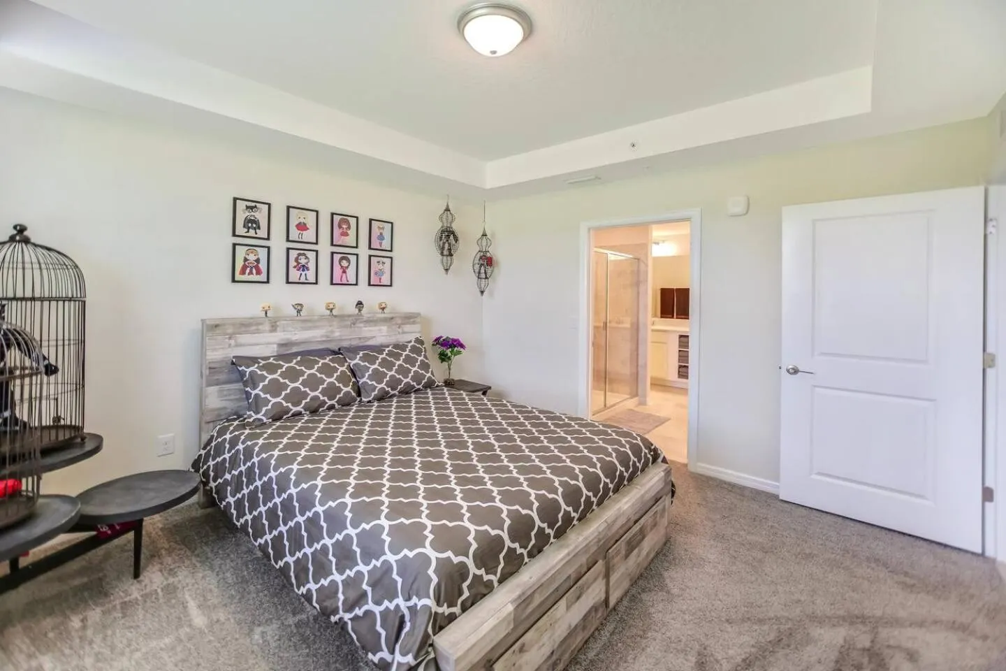 Bed in H - New 2 Bedroom Condo - 5 Miles to Disney - Free Water Park