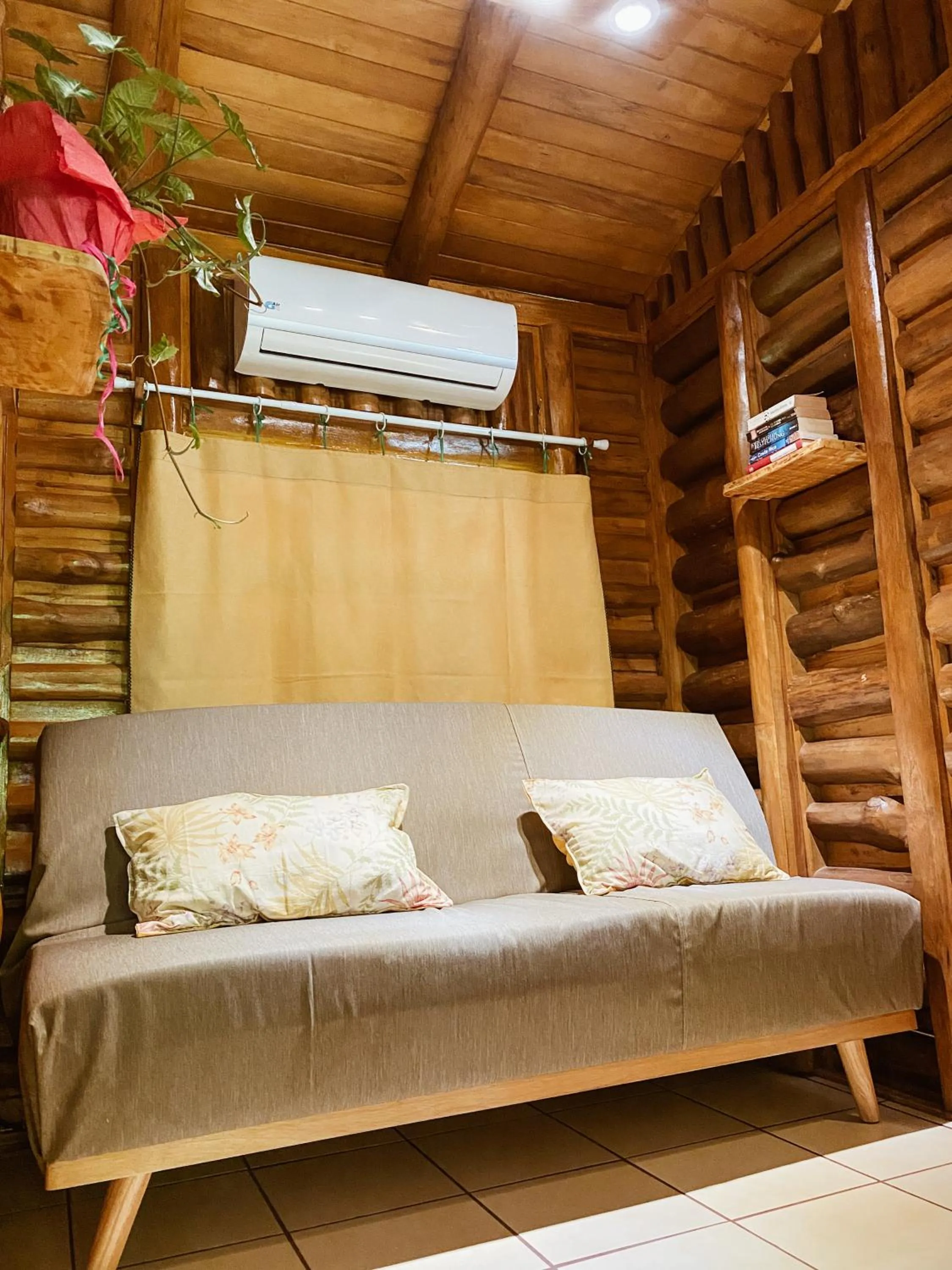 Seating area, Bed in Cabañas Lamaite
