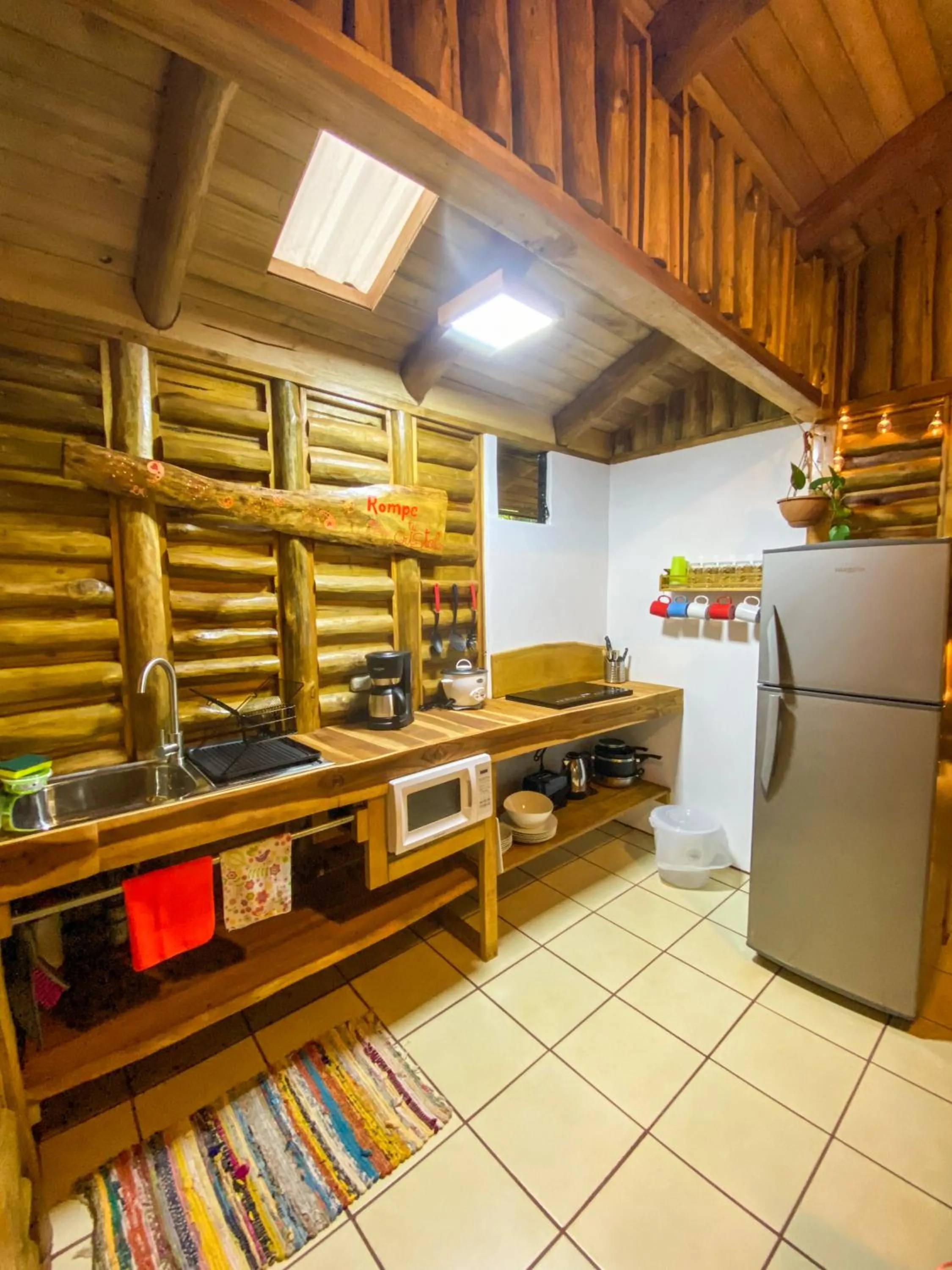 Kitchen or kitchenette in Cabañas Lamaite