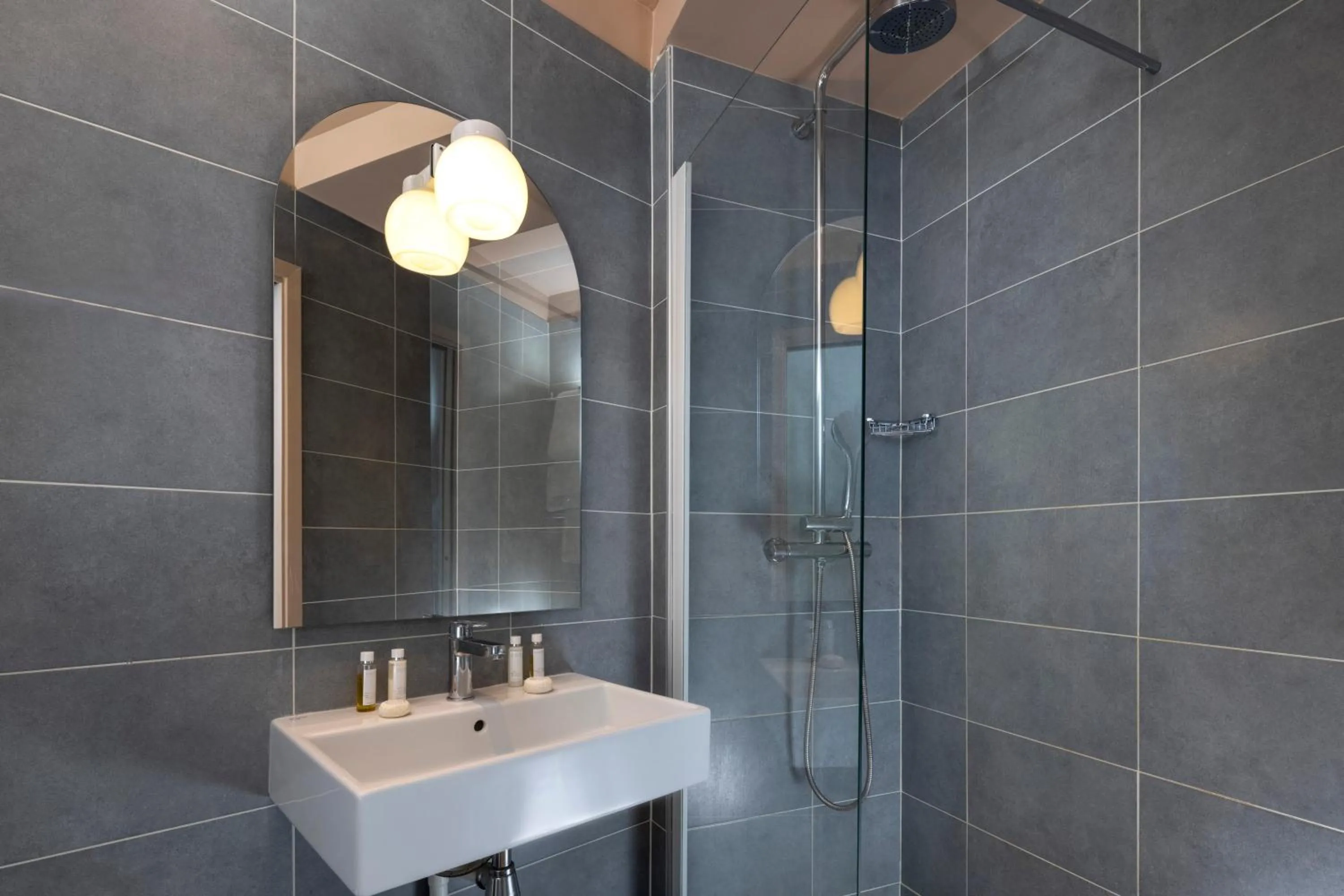 Bathroom in Hôtel Fior d'Aliza