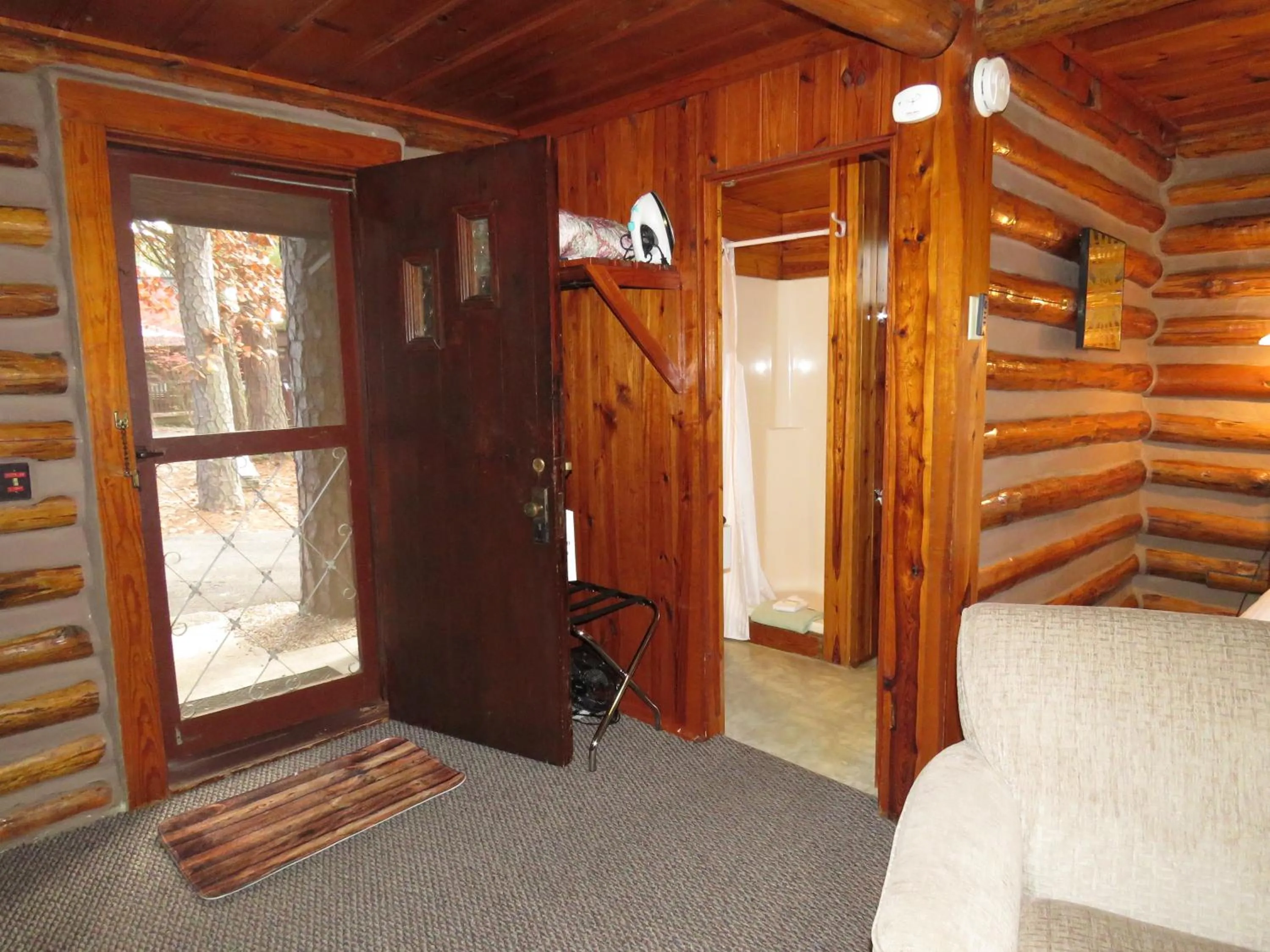 Shower in Tall Pines Inn