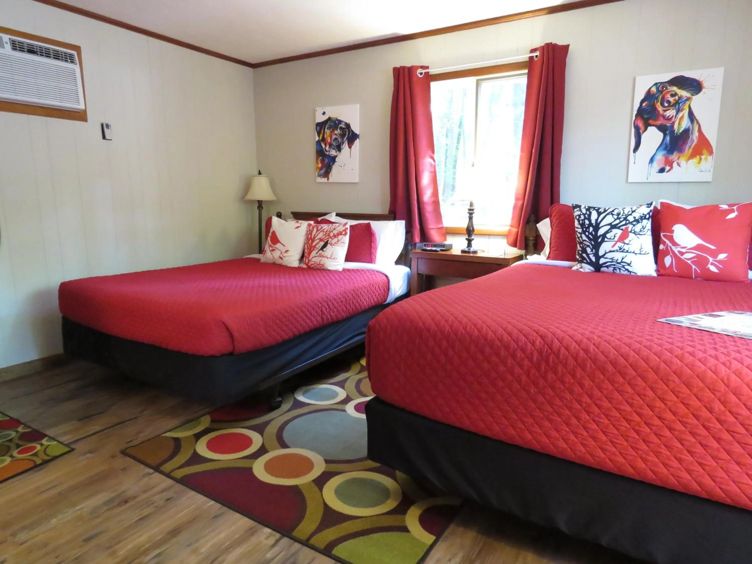 Bedroom in Tall Pines Inn