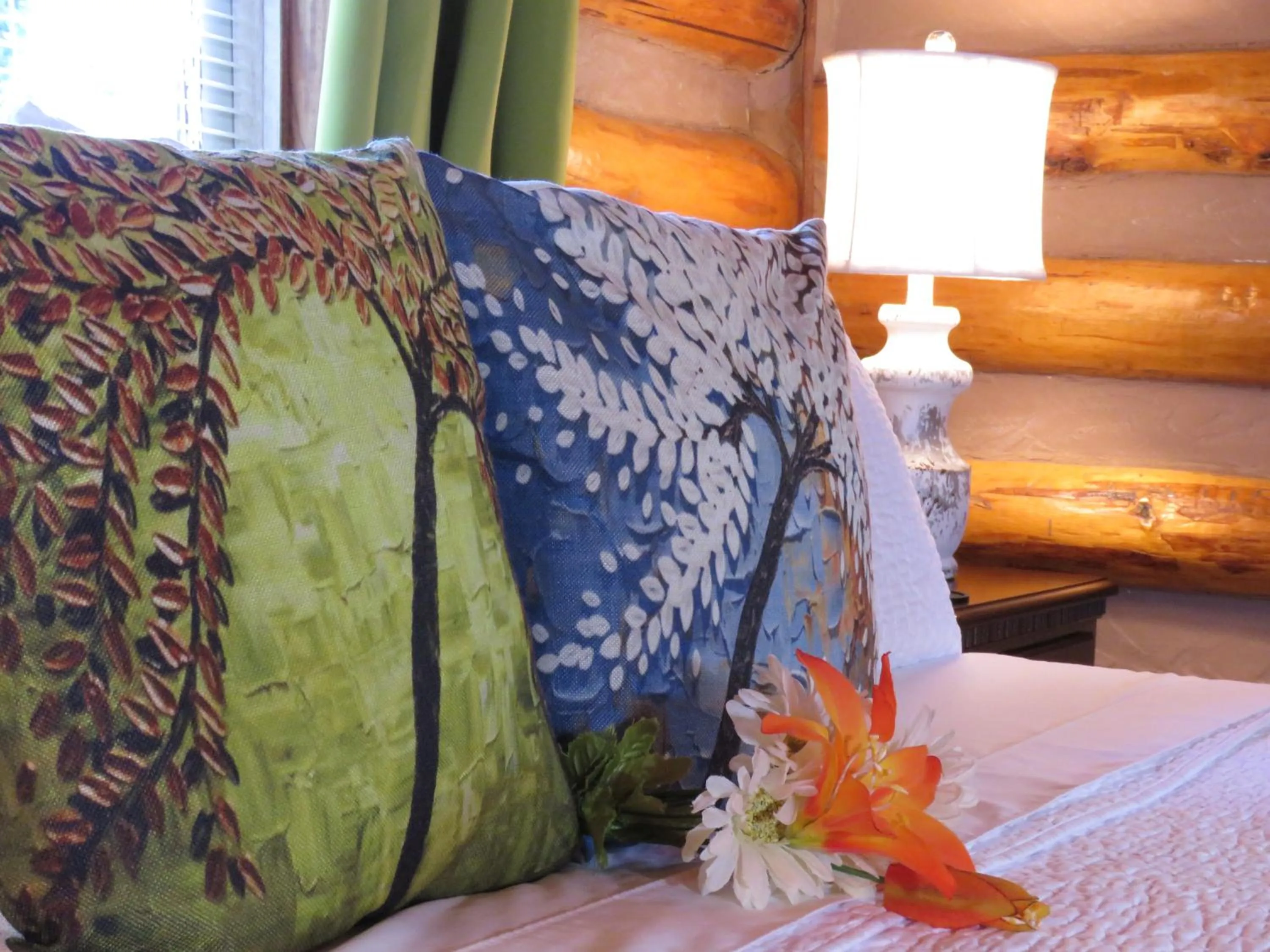 Bed in Tall Pines Inn