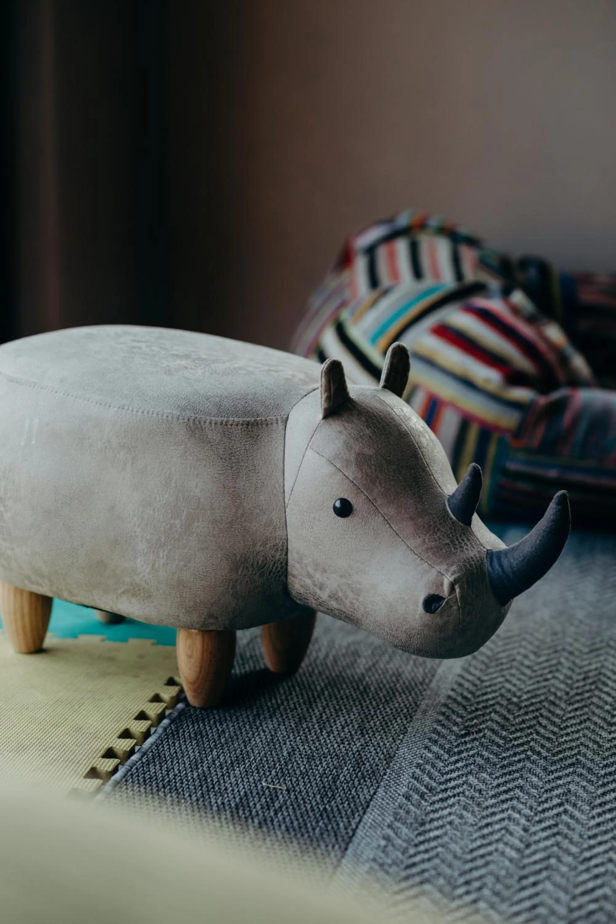 children in Hlosi Game Lodge - Amakhala Game Reserve