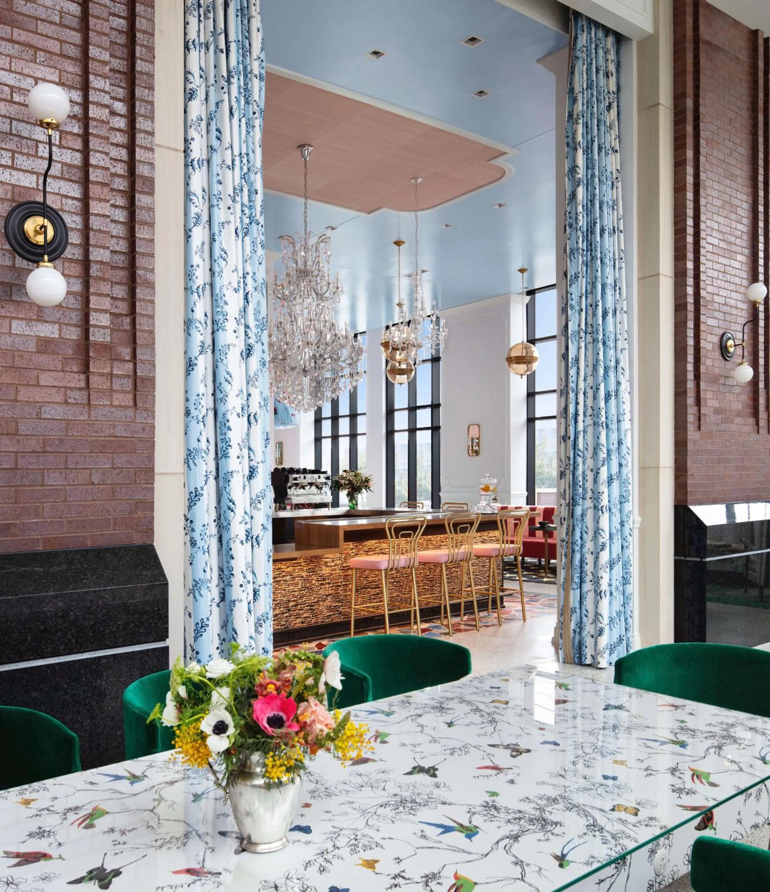 Dining area in Graduate by Hilton Nashville