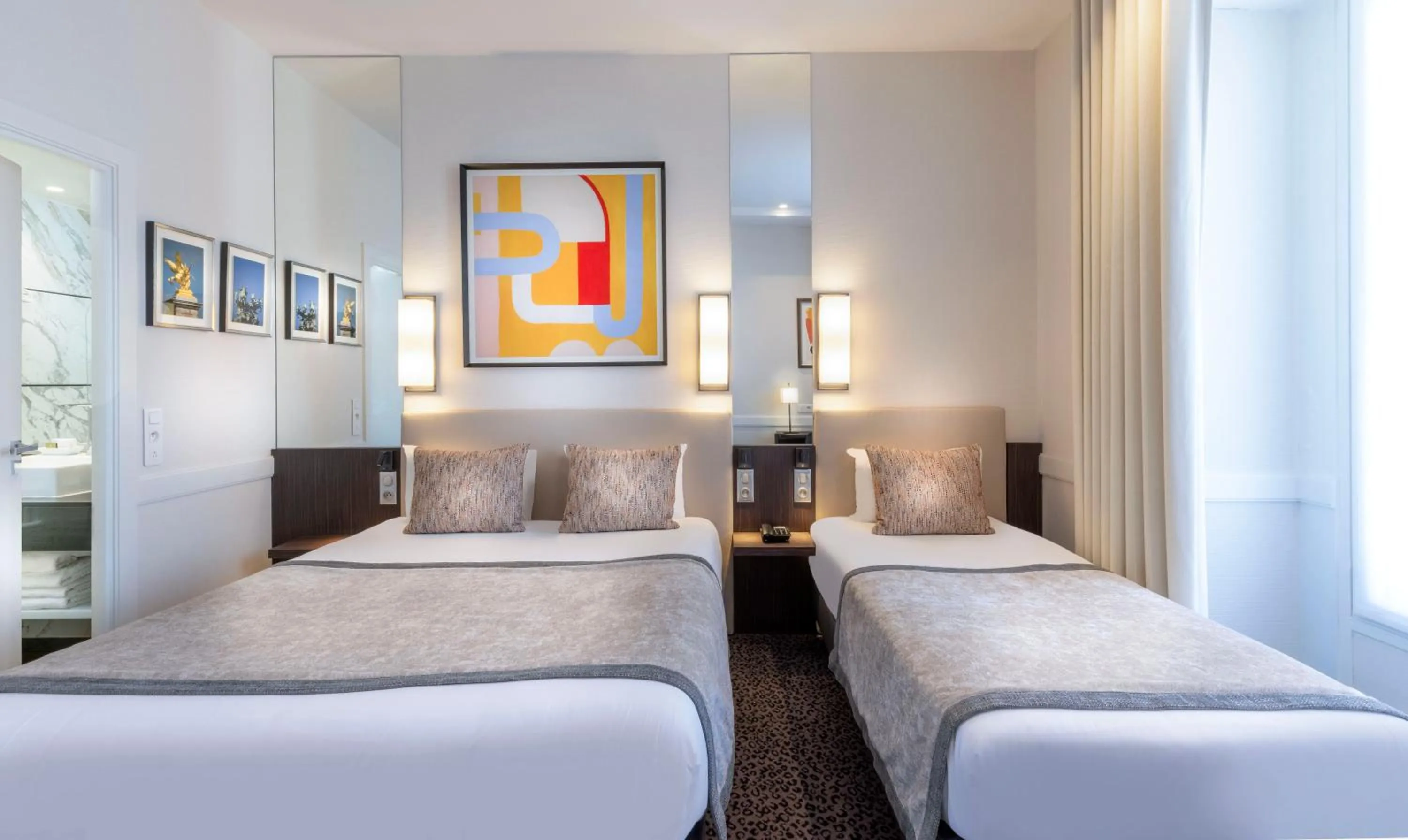 Bed in Elysées Ceramic