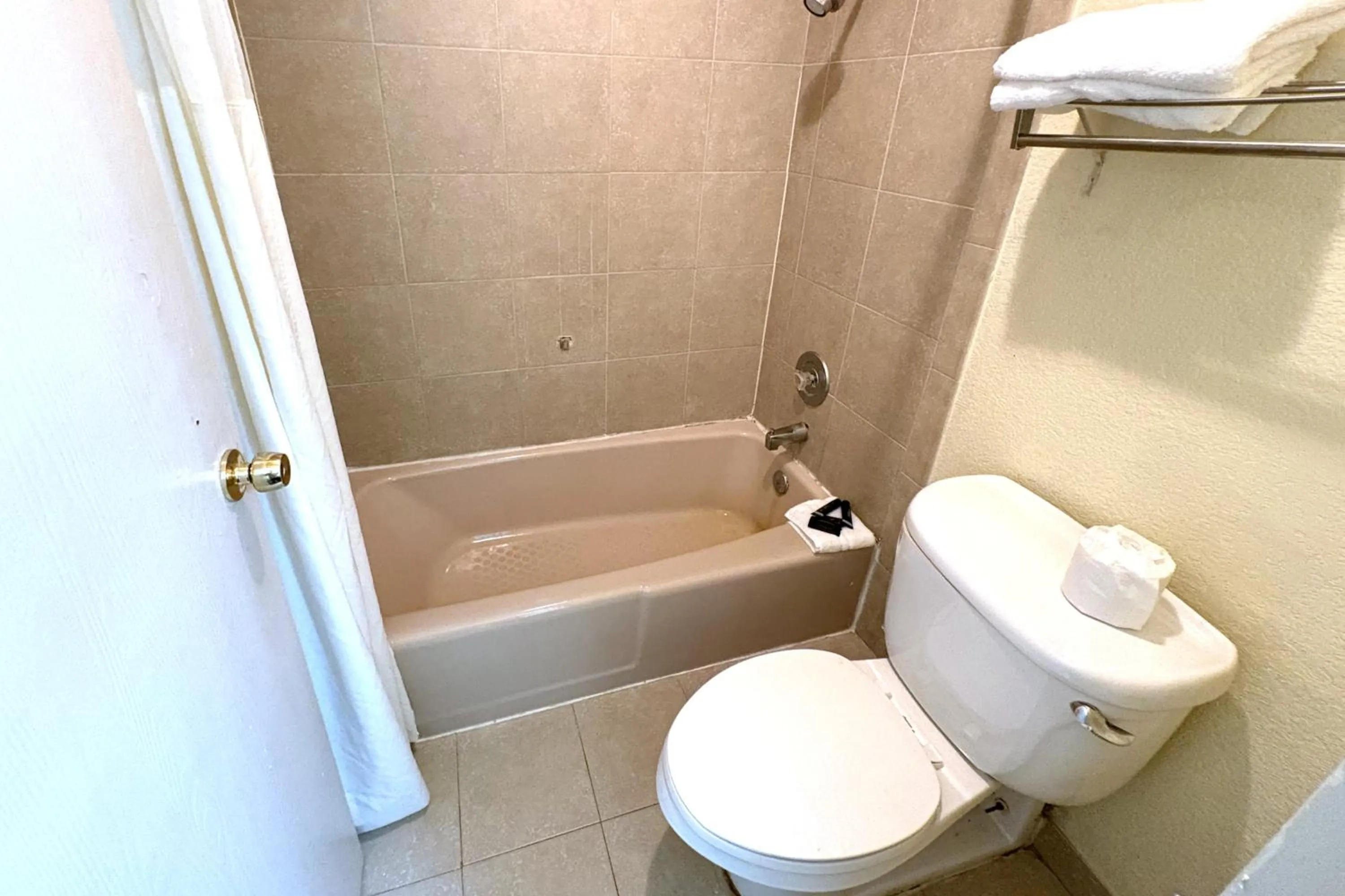 Bathroom in Motel 19 By Capital O Baytown I-10