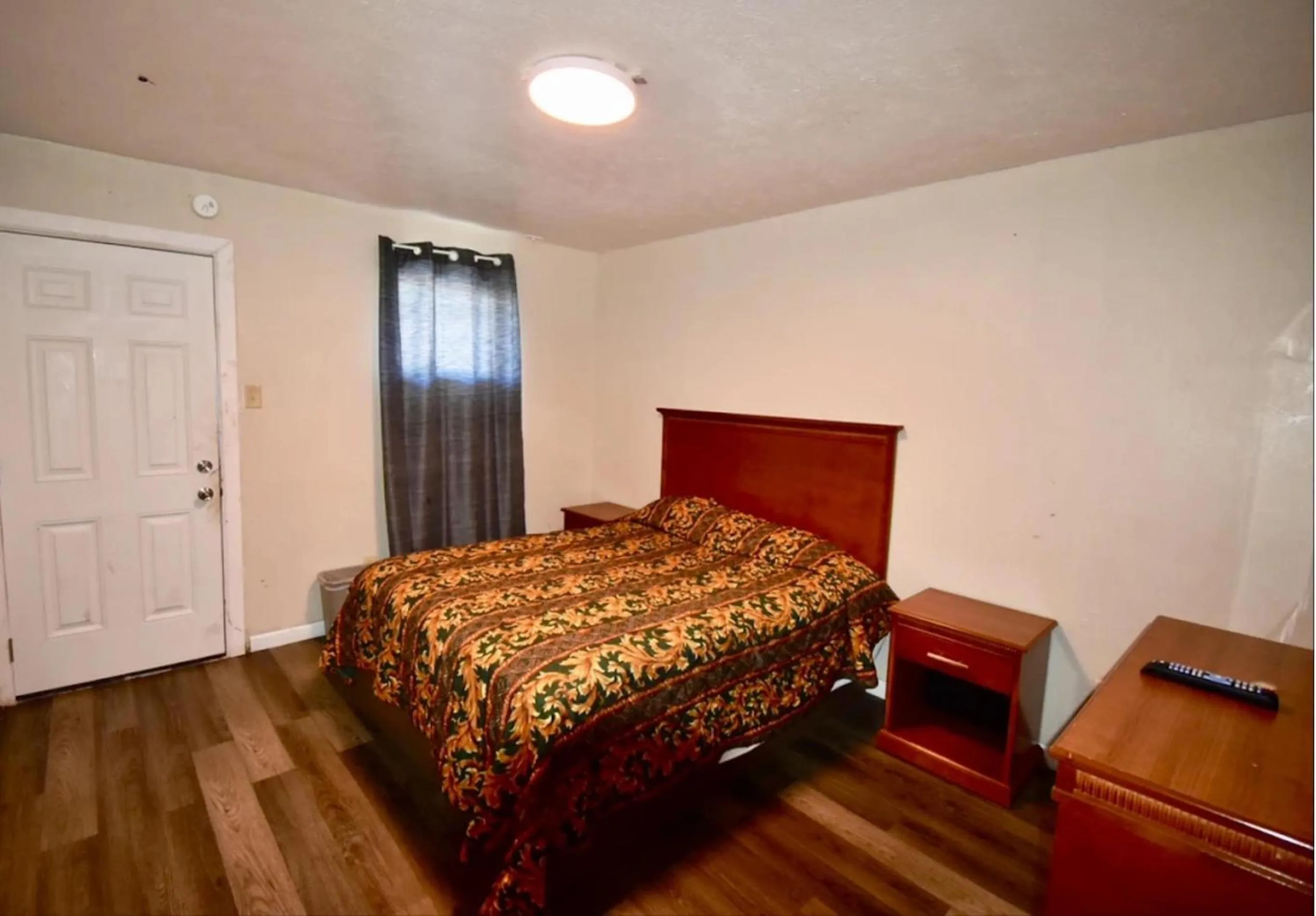 Bedroom, Bed in Motel 19 By Capital O Baytown I-10