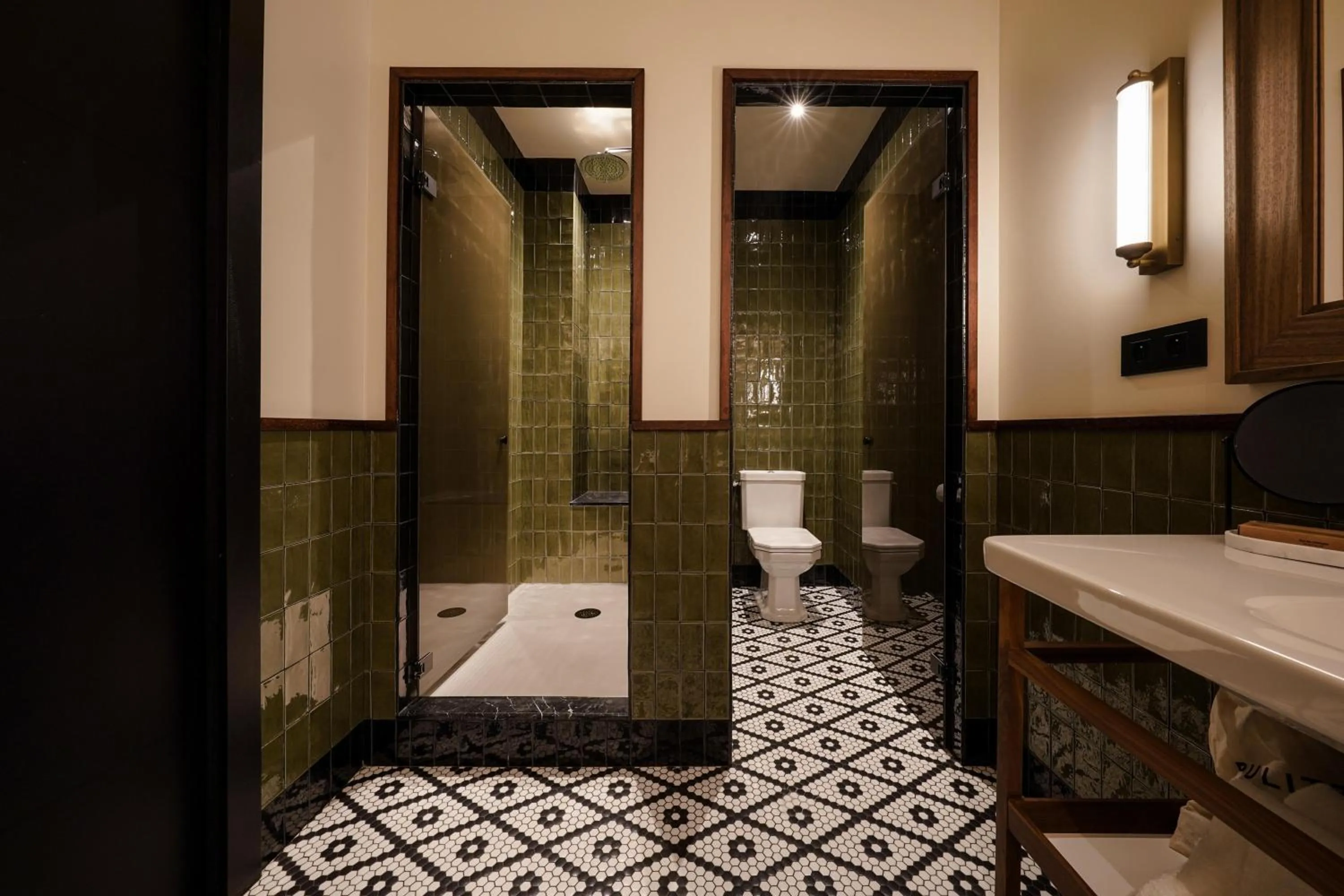 Bathroom in Hotel Pulitzer Paris