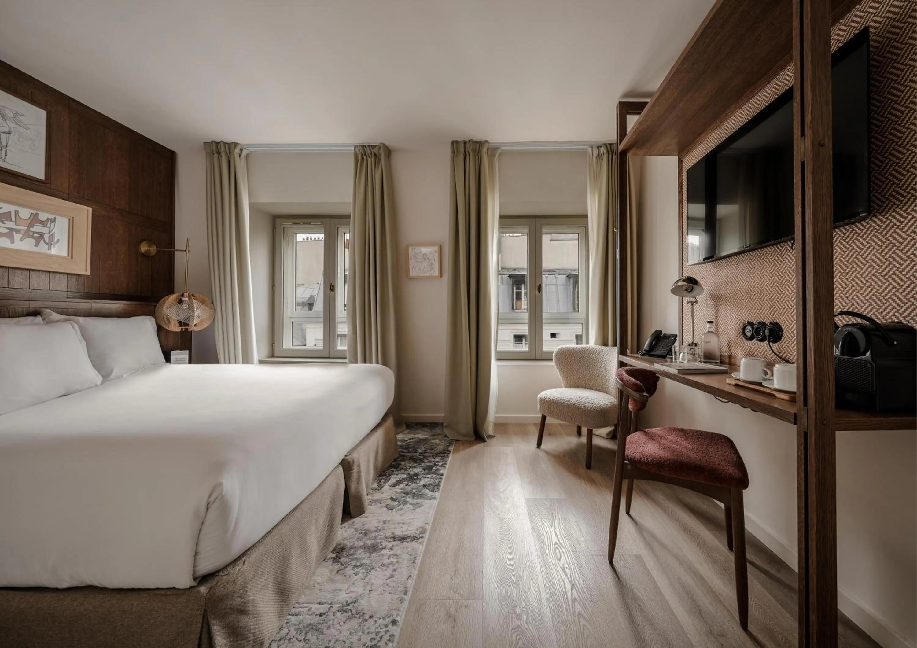 Photo of the whole room, Bed in Hotel Pulitzer Paris