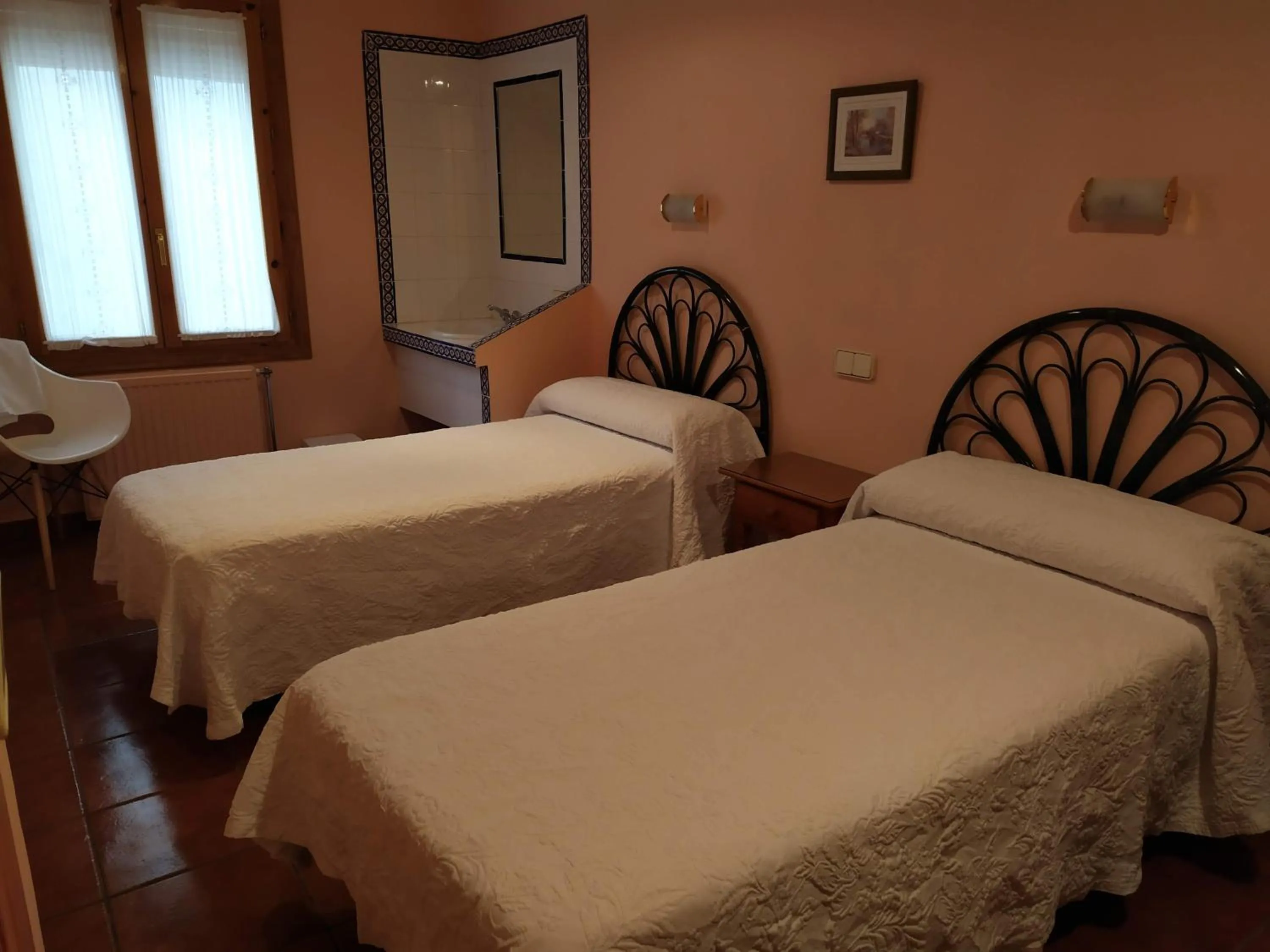 Bed in PENSIÓN PEÑA