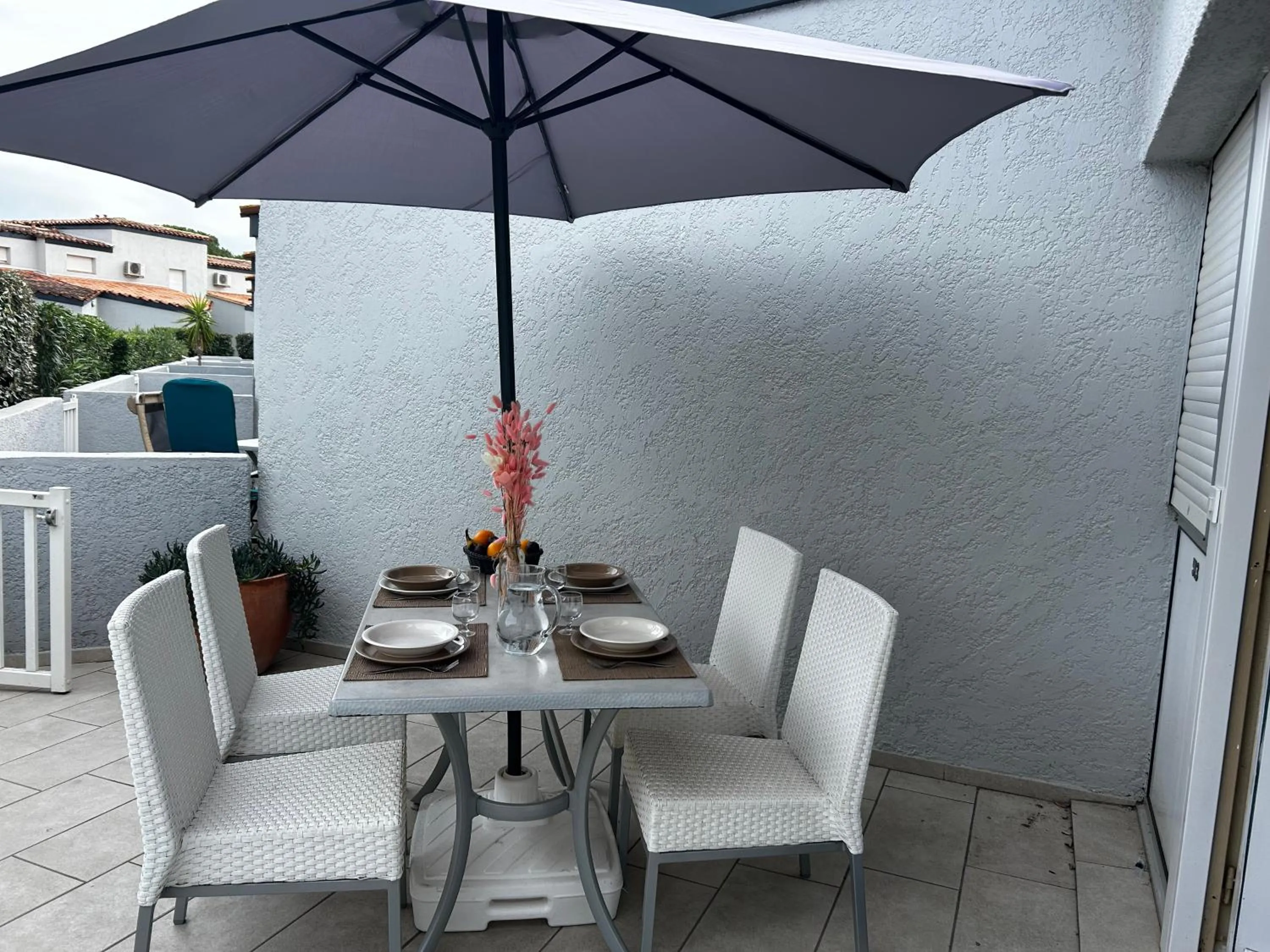 Patio in Lagrange Grand Bleu Vacances – Résidence Les Jardins de Neptune