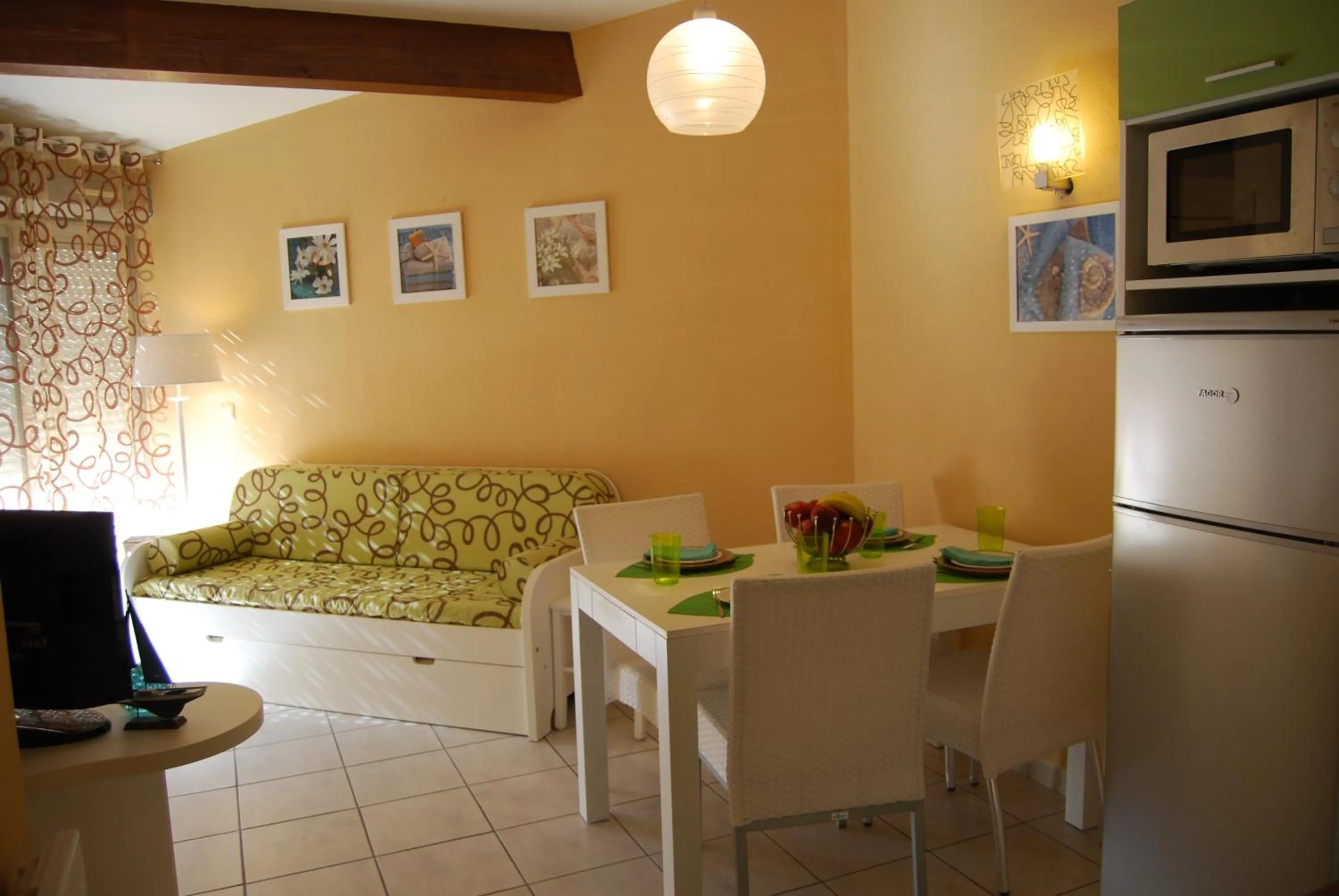 Living room in Lagrange Grand Bleu Vacances – Résidence Les Jardins de Neptune