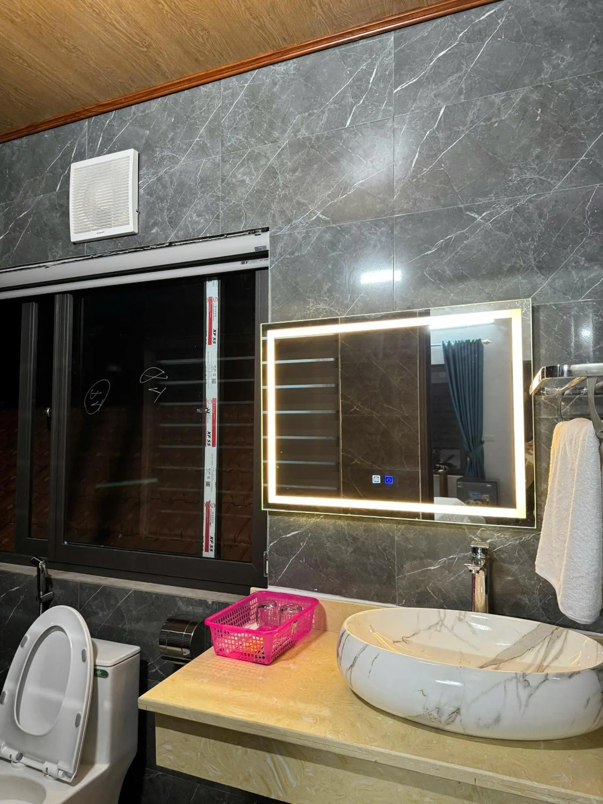 Bathroom in Tam Coc Charming Bungalow