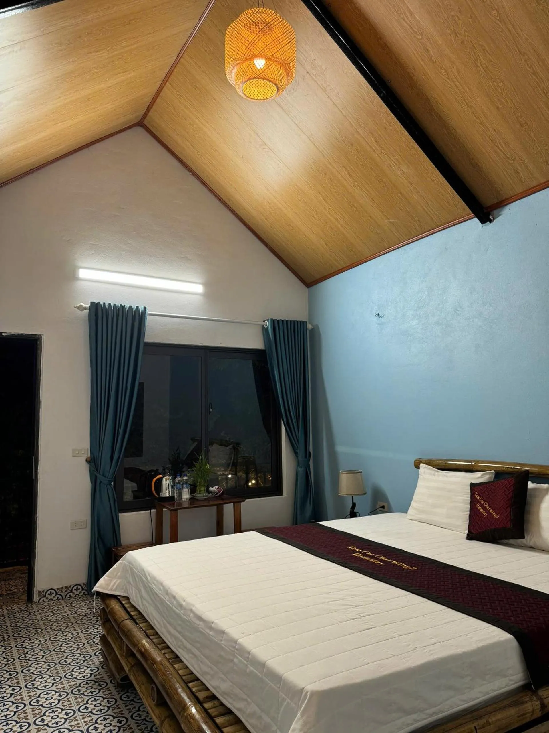 Bed in Tam Coc Charming Bungalow