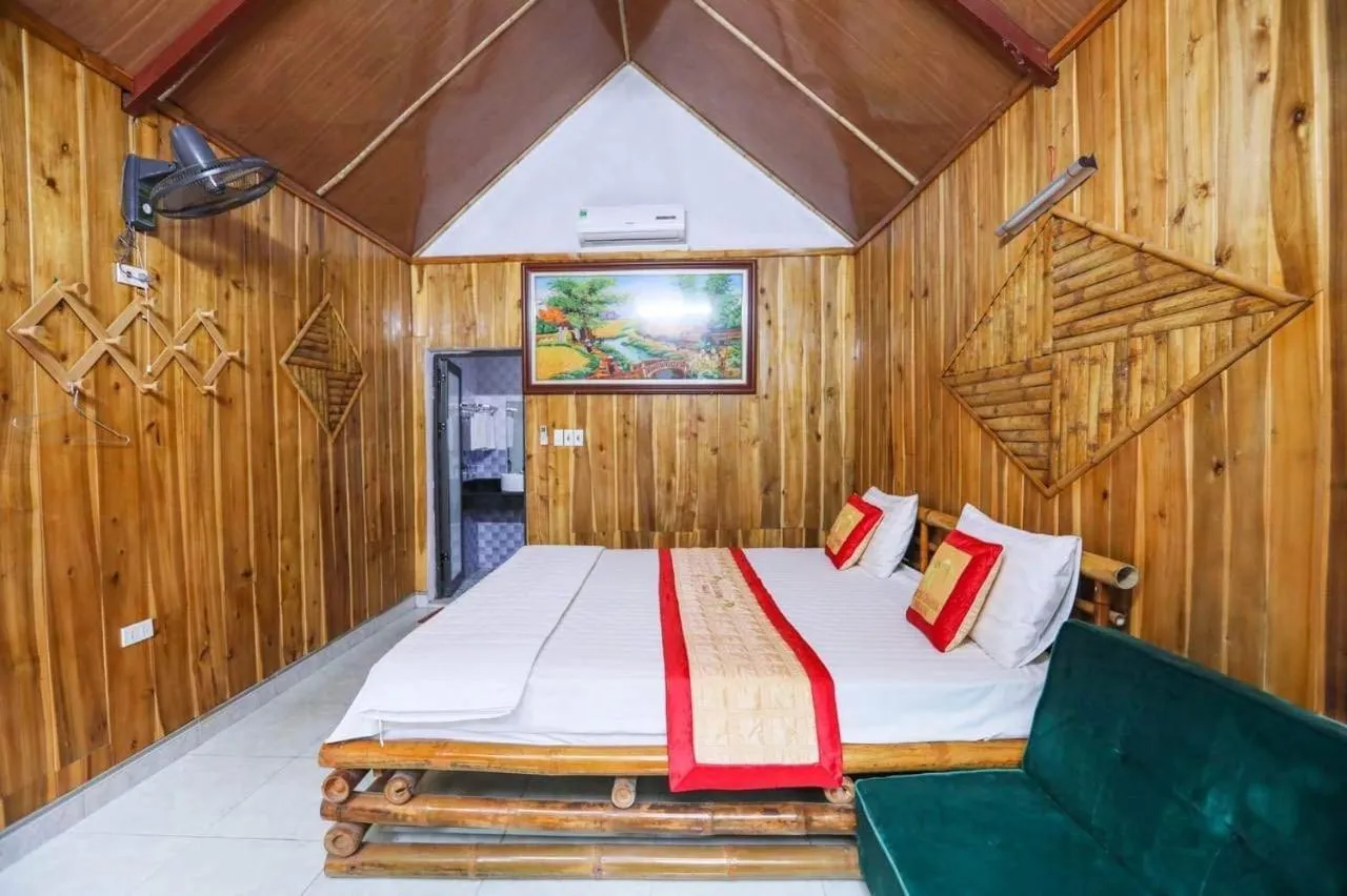 Bed in Tam Coc Charming Bungalow