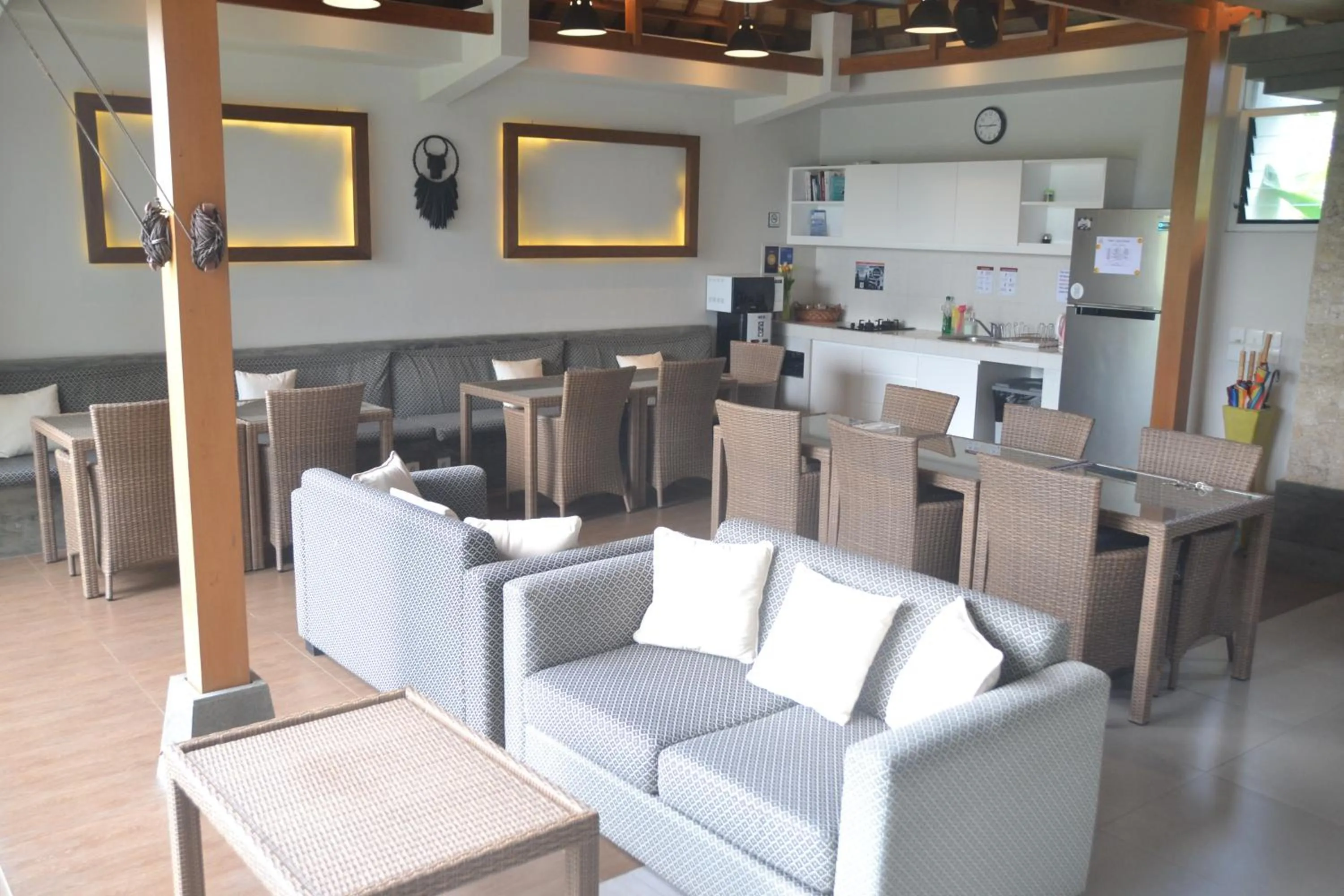 Communal lounge/ TV room in Bali Harmony Retreat