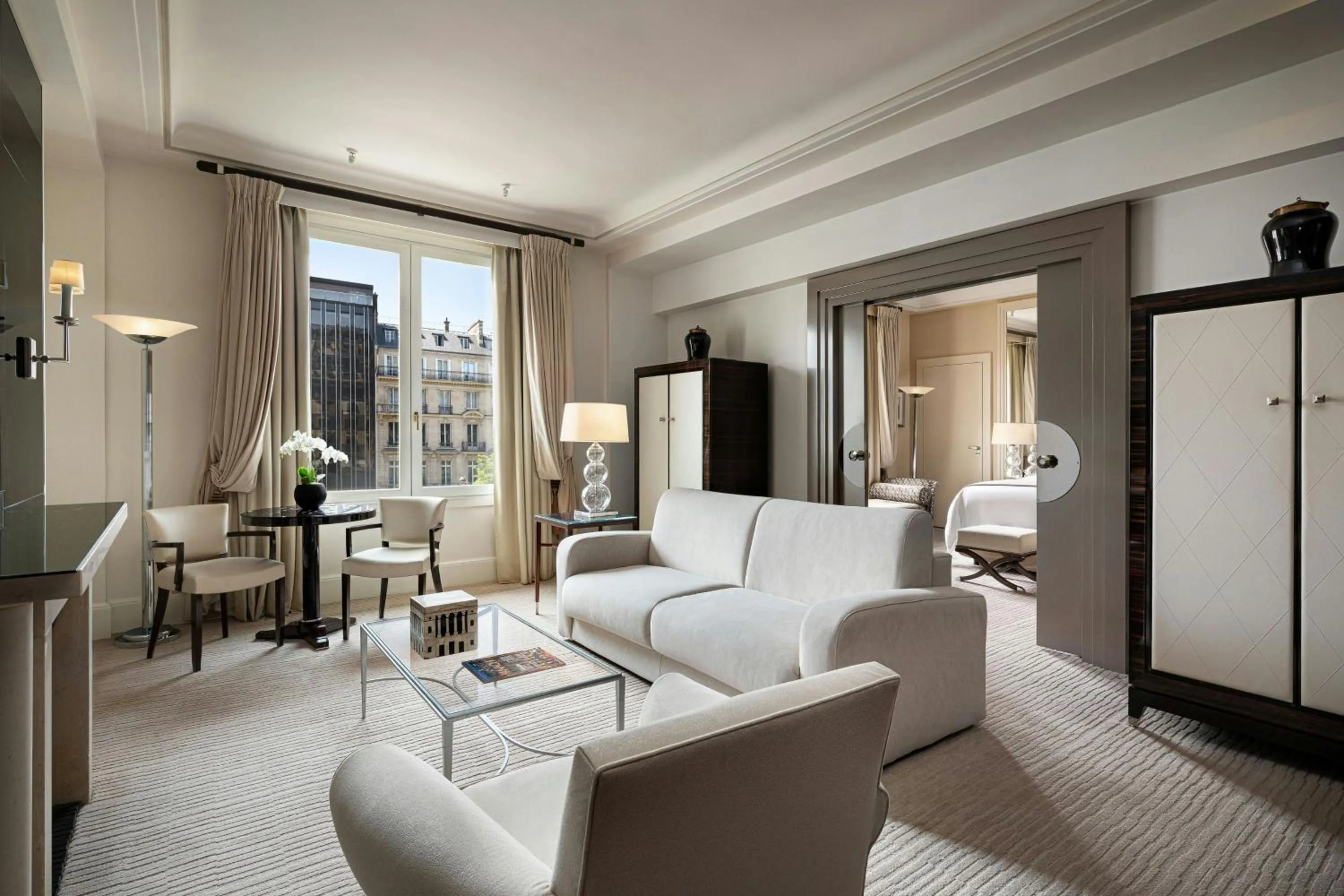 Living room in Prince de Galles, a Luxury Collection hotel, Paris