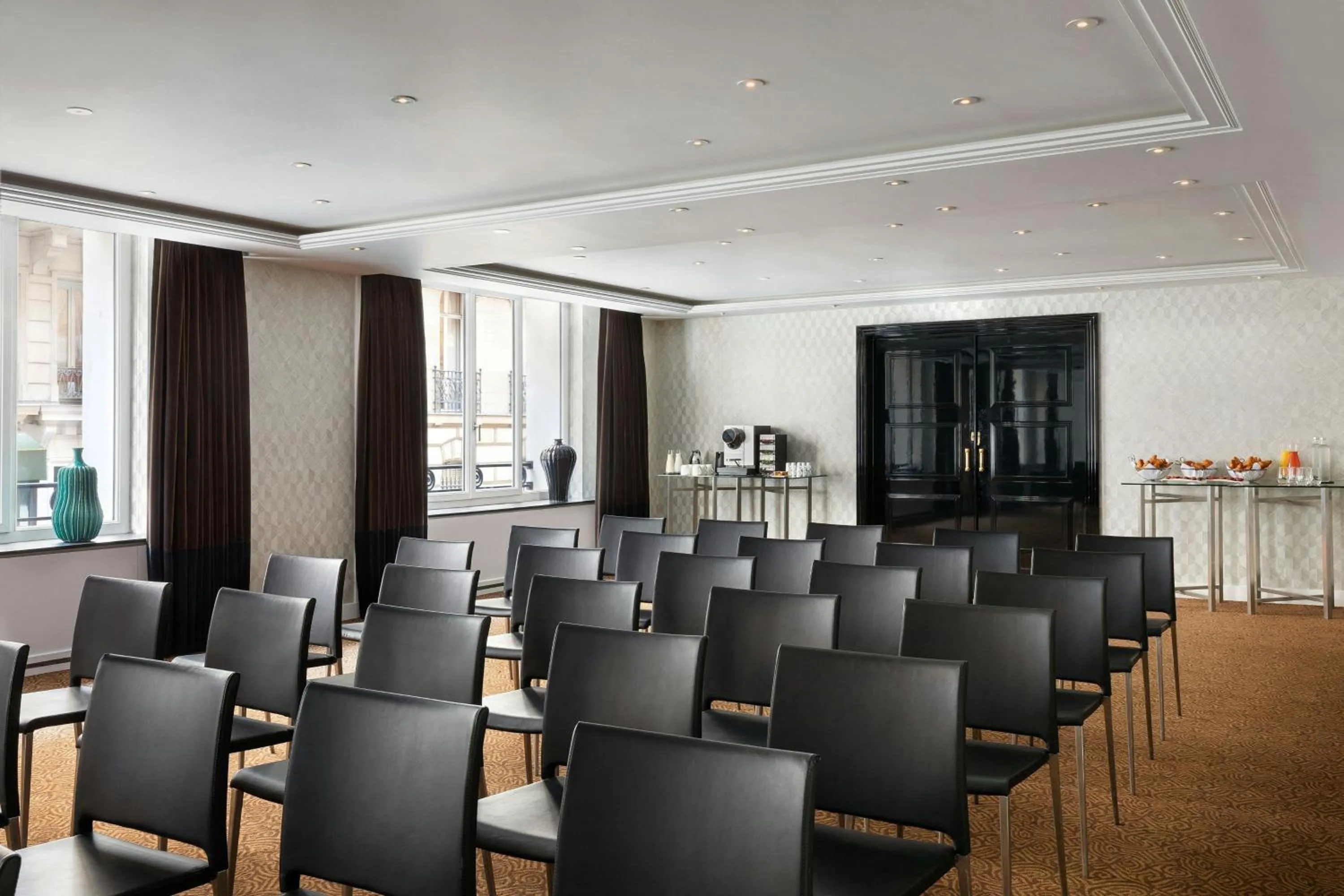 Meeting/conference room in Prince de Galles, a Luxury Collection hotel, Paris
