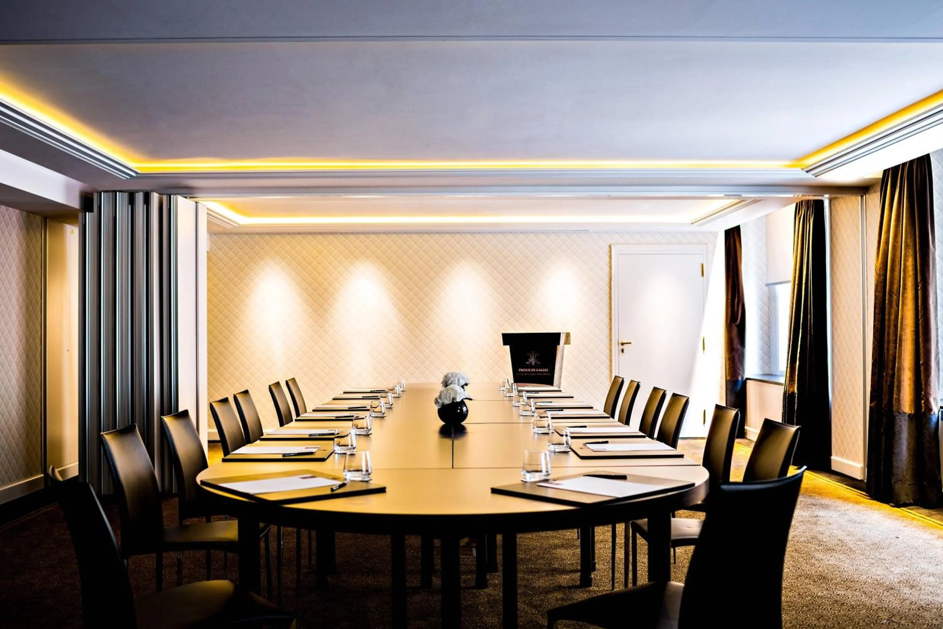 Meeting/conference room in Prince de Galles, a Luxury Collection hotel, Paris