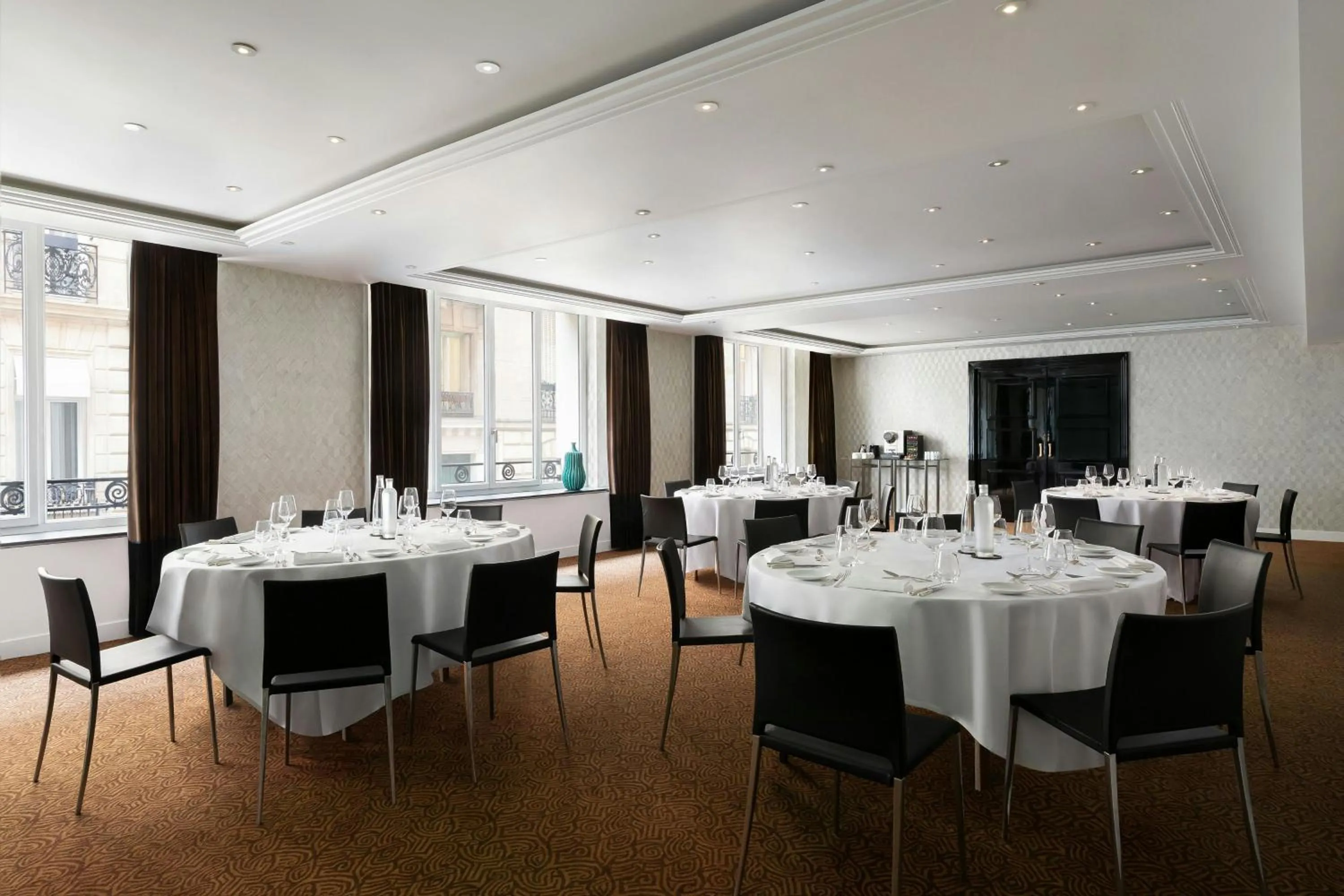 Meeting/conference room in Prince de Galles, a Luxury Collection hotel, Paris