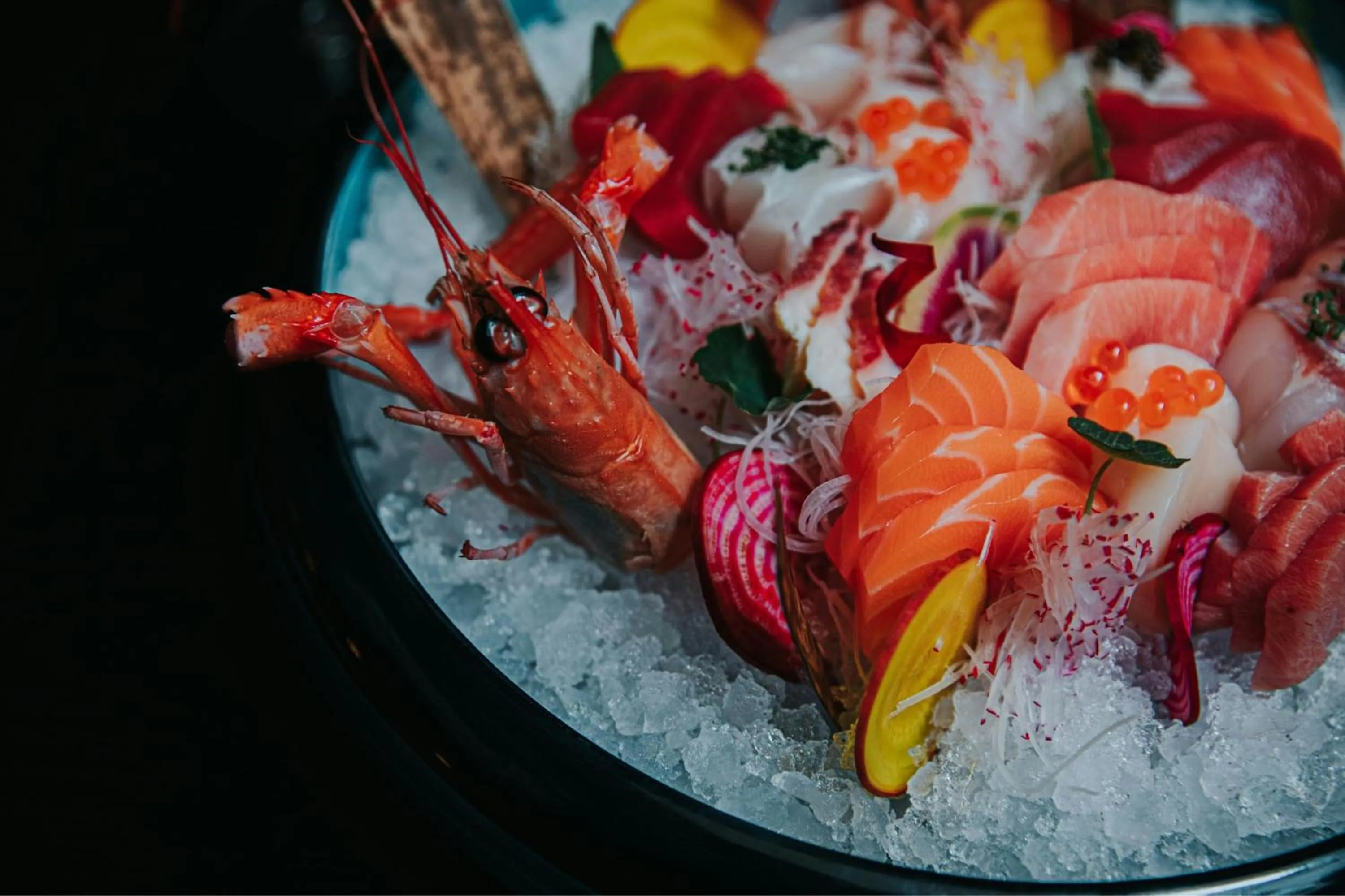 Restaurant/places to eat in Prince de Galles, a Luxury Collection hotel, Paris