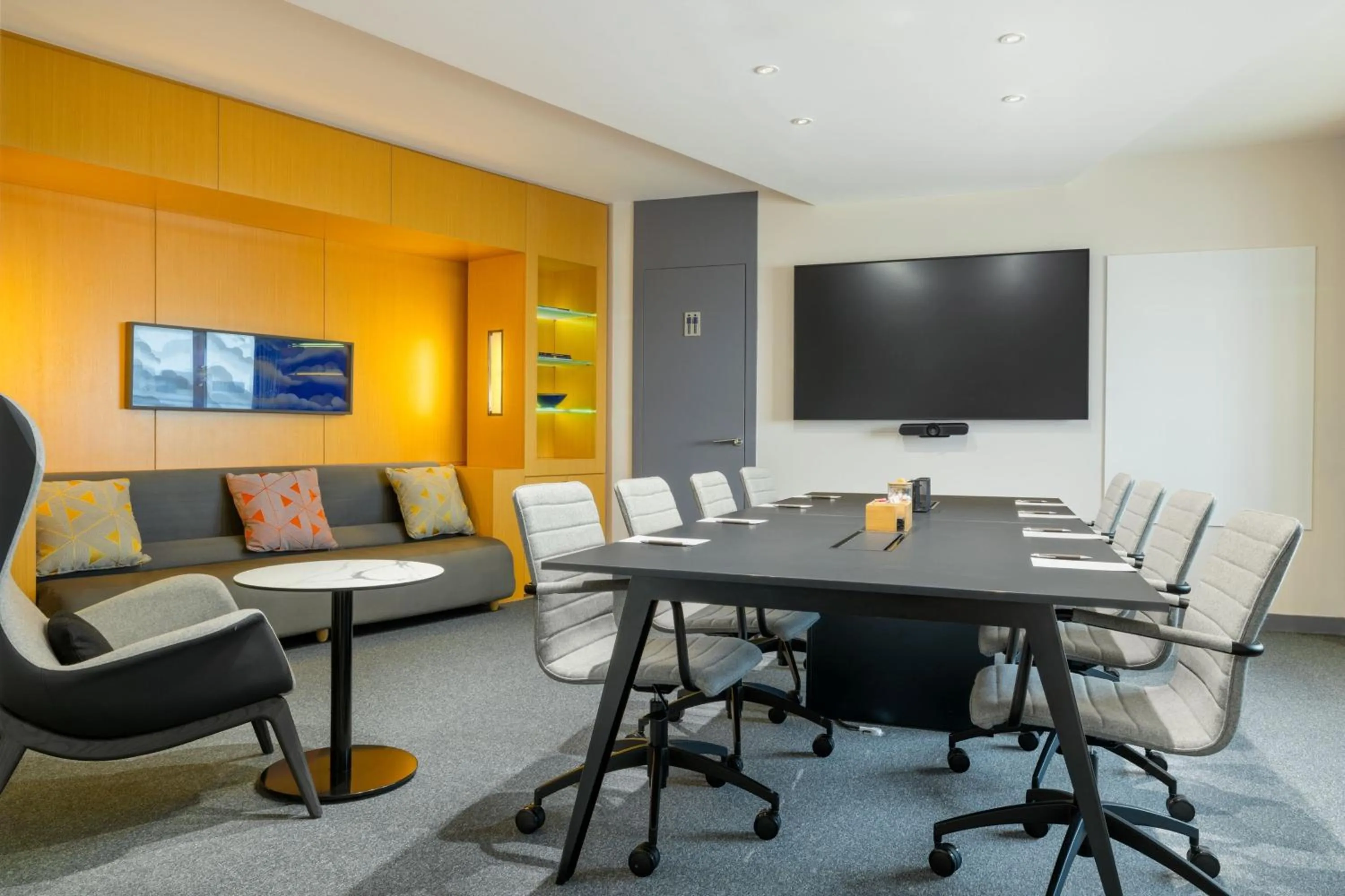 Meeting/conference room in Sheraton Paris Charles de Gaulle Airport Hotel